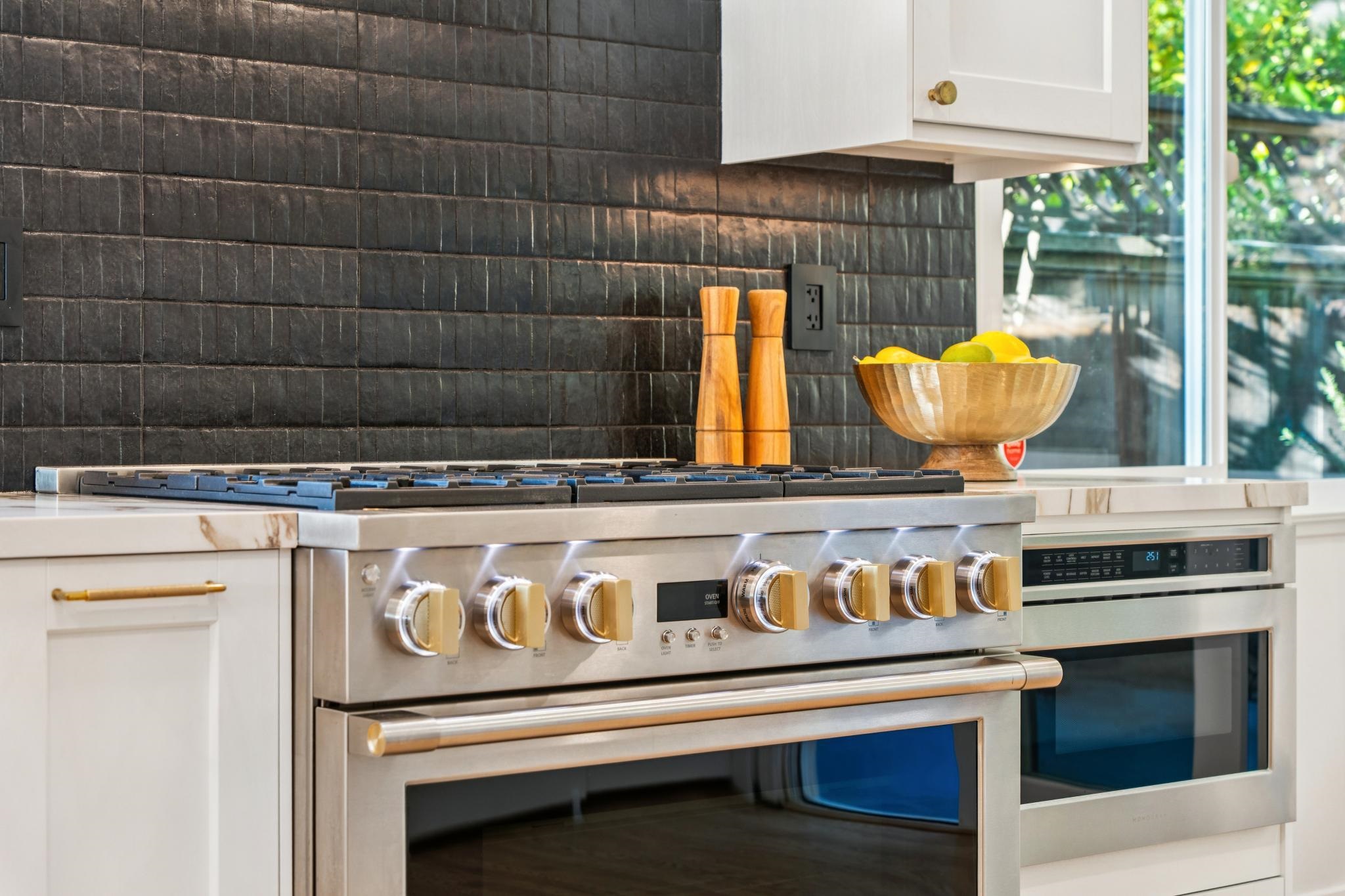 Detail Gallery Image 20 of 60 For 4671 Stauffer Pl, Oakland,  CA 94619 - 4 Beds | 3/1 Baths