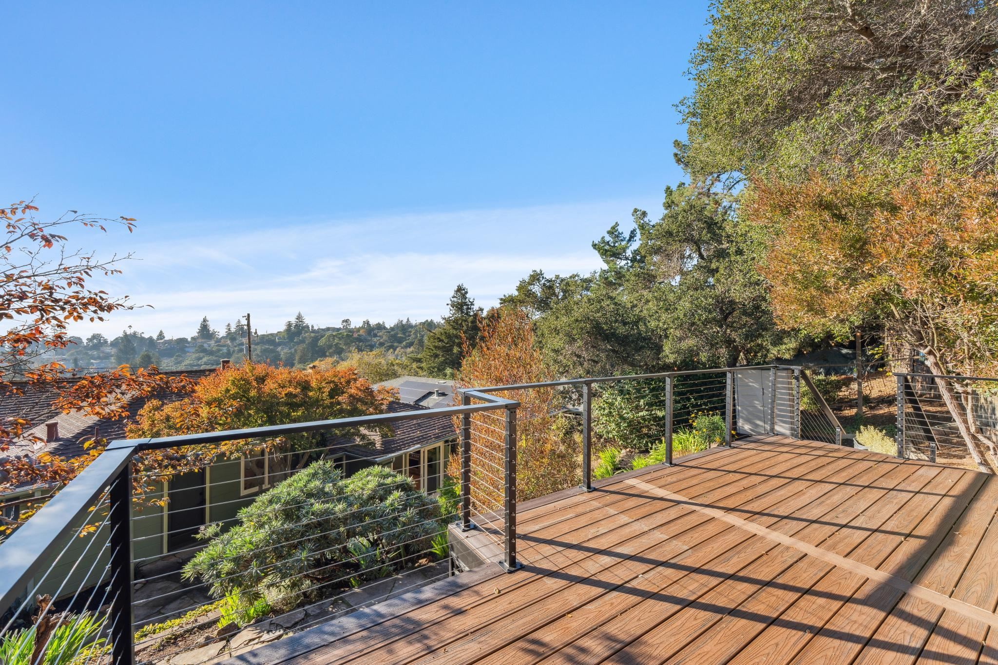 Detail Gallery Image 26 of 60 For 4671 Stauffer Pl, Oakland,  CA 94619 - 4 Beds | 3/1 Baths