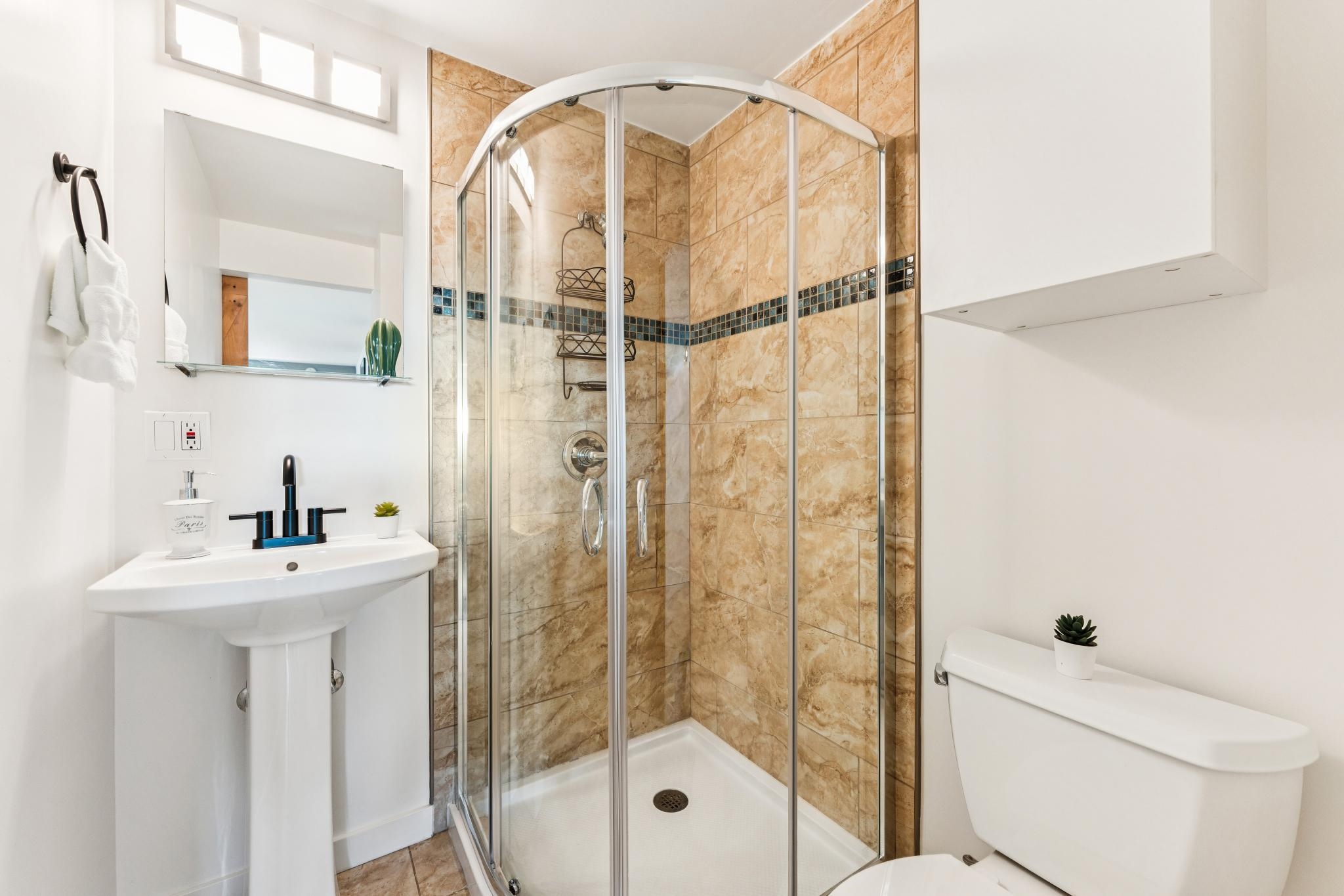 Detail Gallery Image 50 of 60 For 4671 Stauffer Pl, Oakland,  CA 94619 - 4 Beds | 3/1 Baths