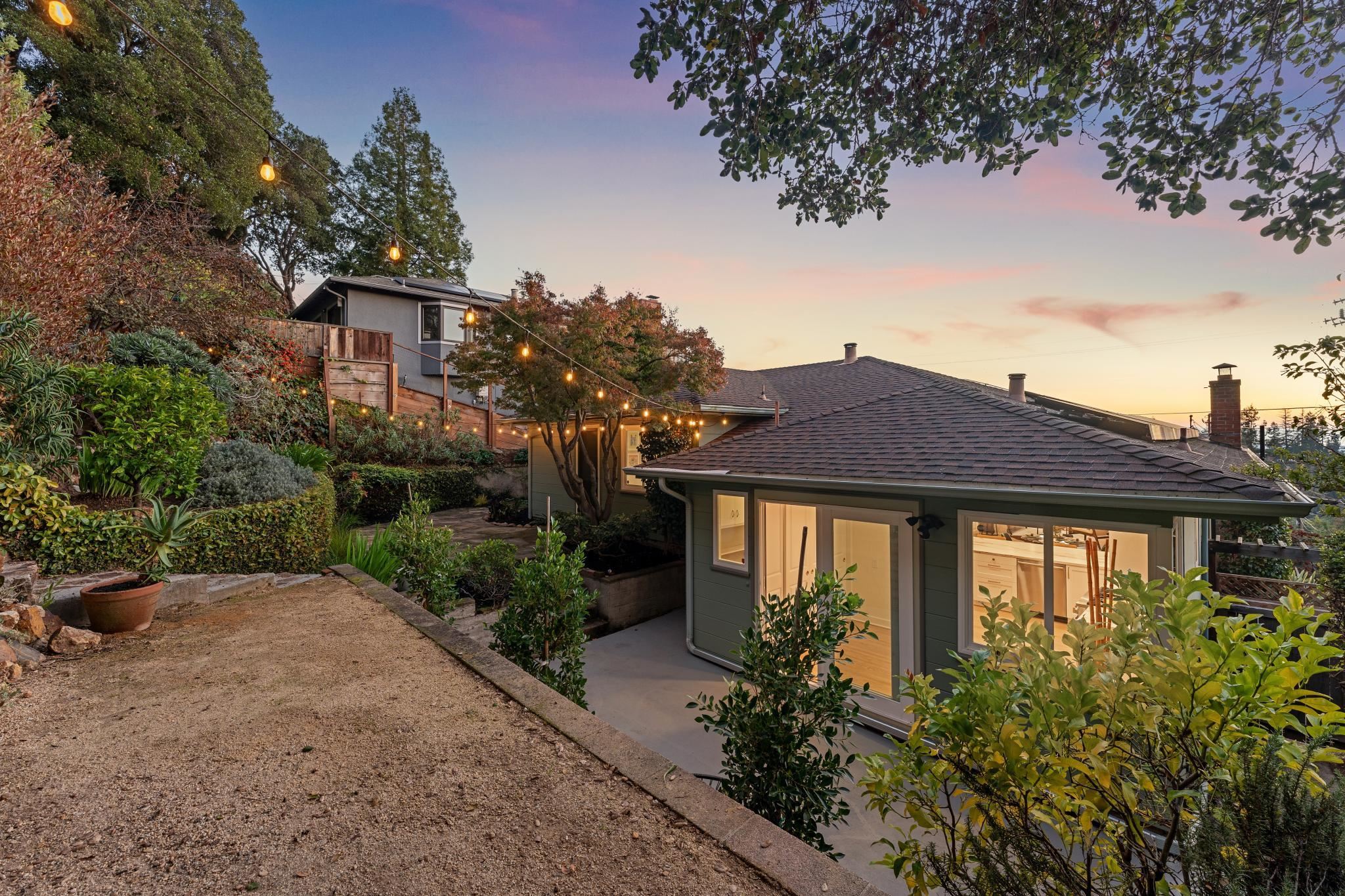 Detail Gallery Image 55 of 60 For 4671 Stauffer Pl, Oakland,  CA 94619 - 4 Beds | 3/1 Baths