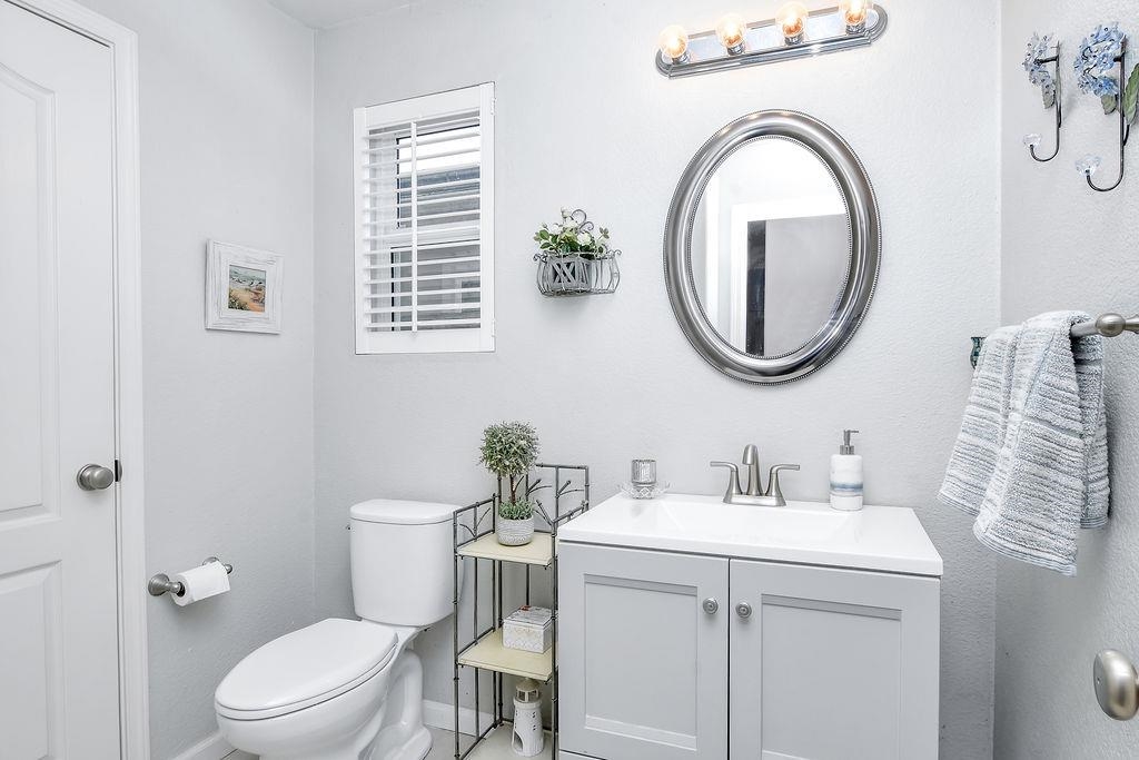 Detail Gallery Image 15 of 37 For 5016 Montevino Way, Oakley,  CA 94561-3978 - 4 Beds | 2/1 Baths