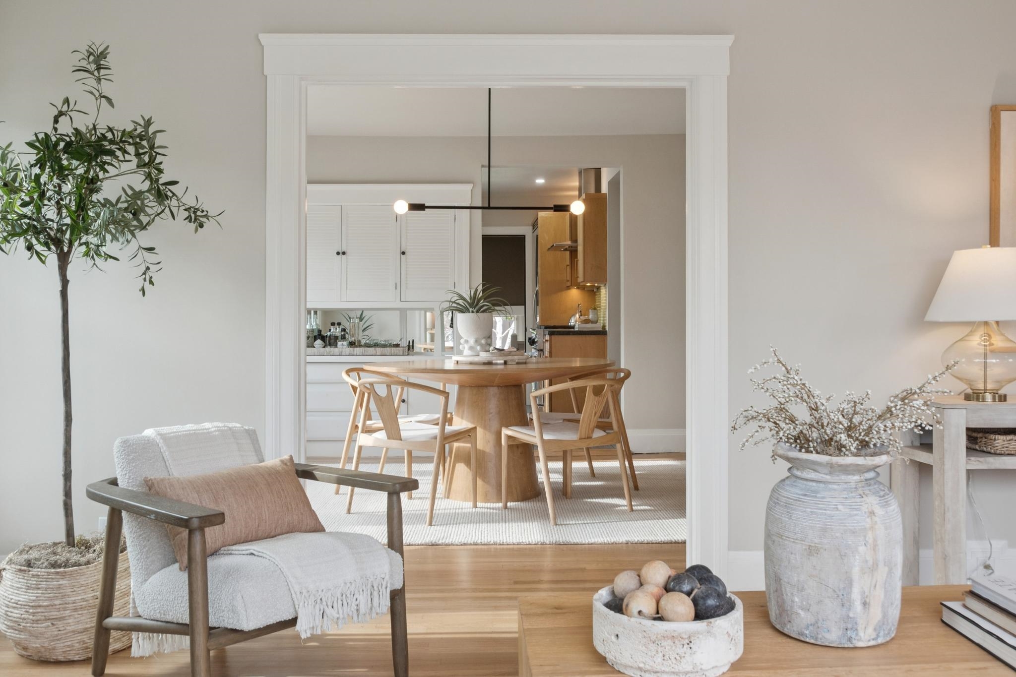 Detail Gallery Image 14 of 54 For 4655 Park Boulevard, Oakland,  CA 94602 - 2 Beds | 1 Baths