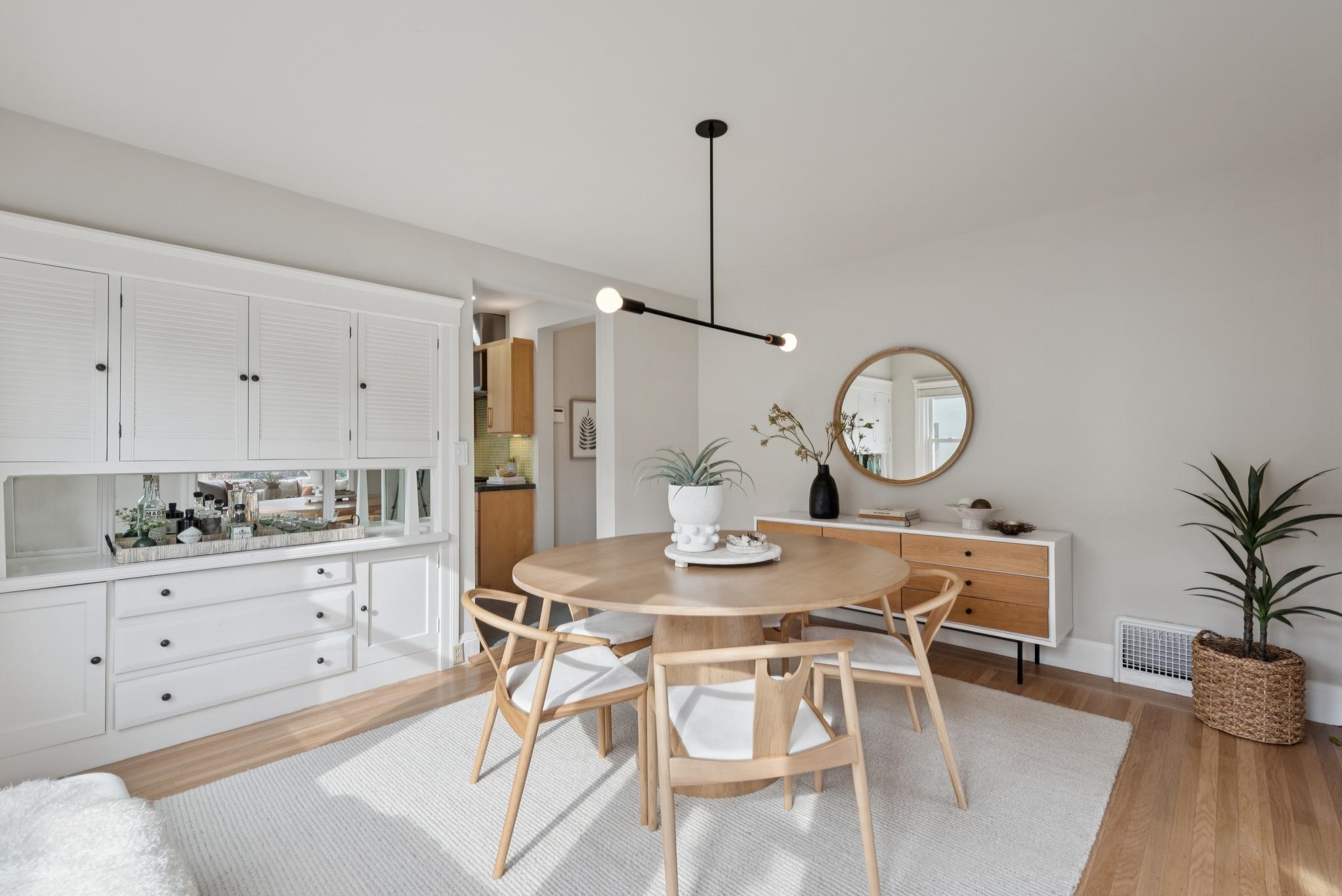 Detail Gallery Image 16 of 54 For 4655 Park Boulevard, Oakland,  CA 94602 - 2 Beds | 1 Baths