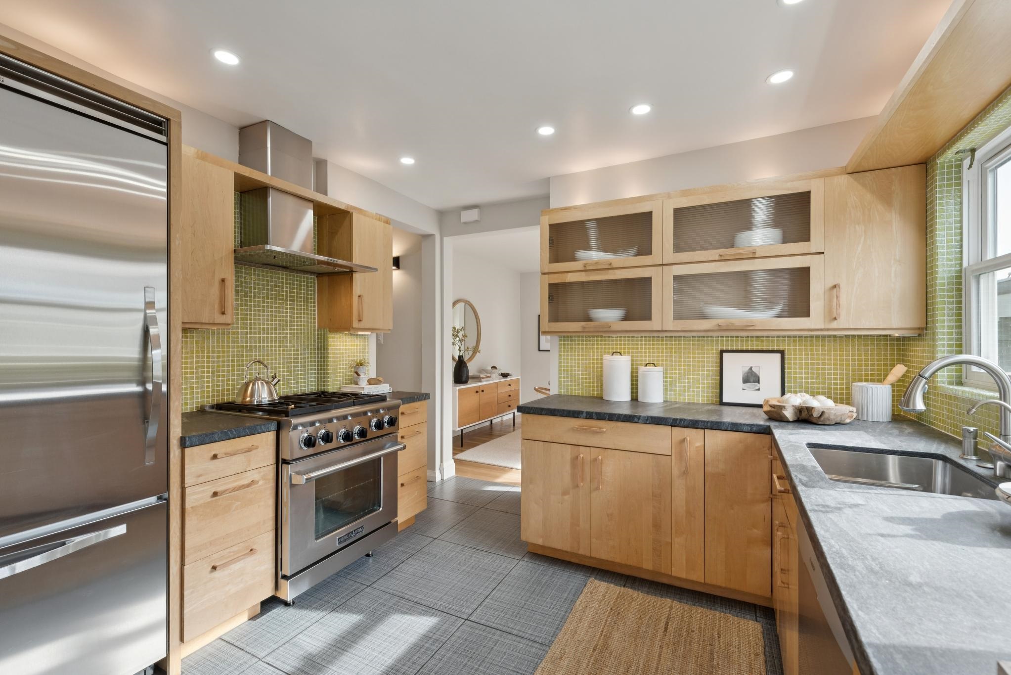 Detail Gallery Image 21 of 54 For 4655 Park Boulevard, Oakland,  CA 94602 - 2 Beds | 1 Baths