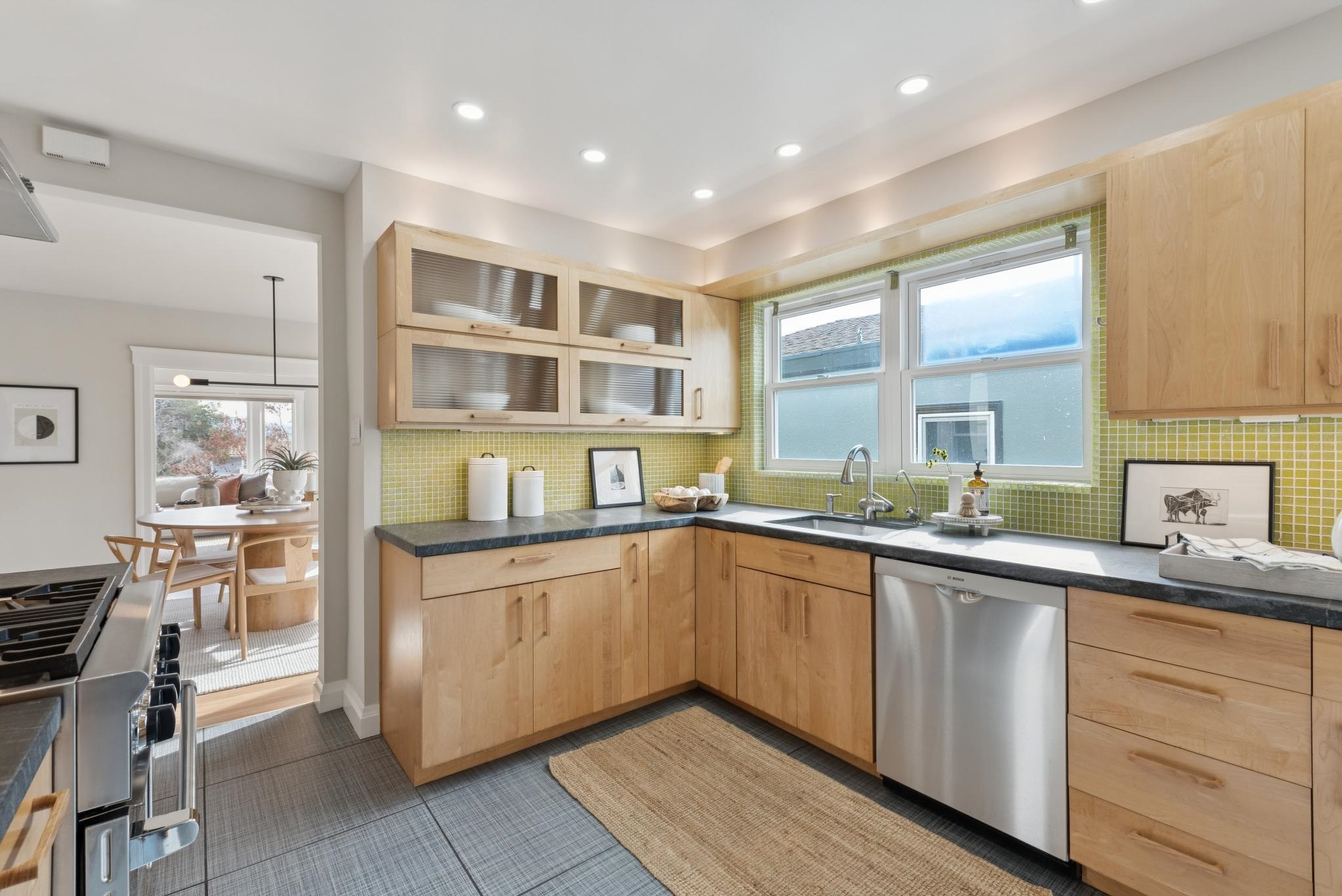 Detail Gallery Image 23 of 54 For 4655 Park Boulevard, Oakland,  CA 94602 - 2 Beds | 1 Baths