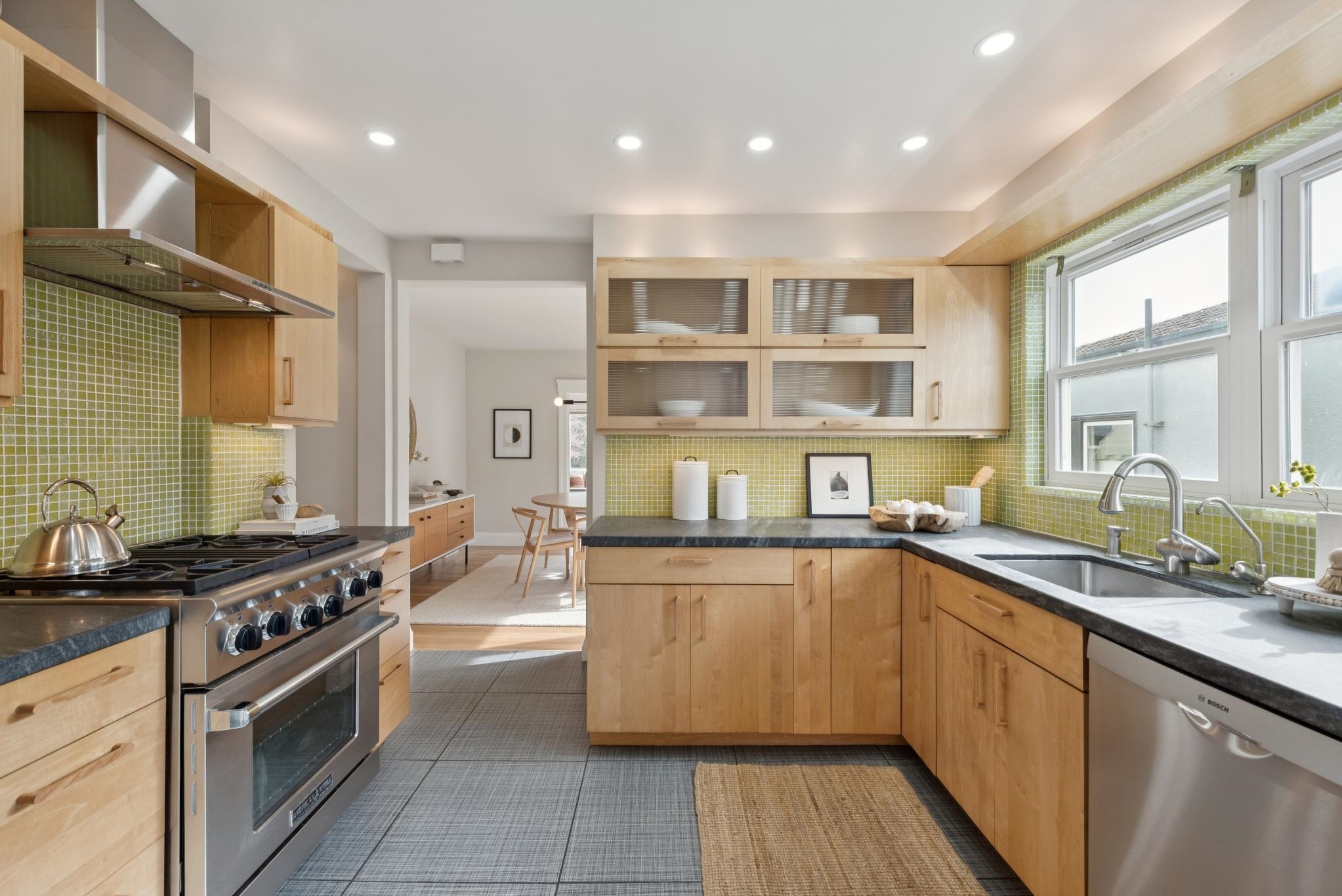 Detail Gallery Image 24 of 54 For 4655 Park Boulevard, Oakland,  CA 94602 - 2 Beds | 1 Baths