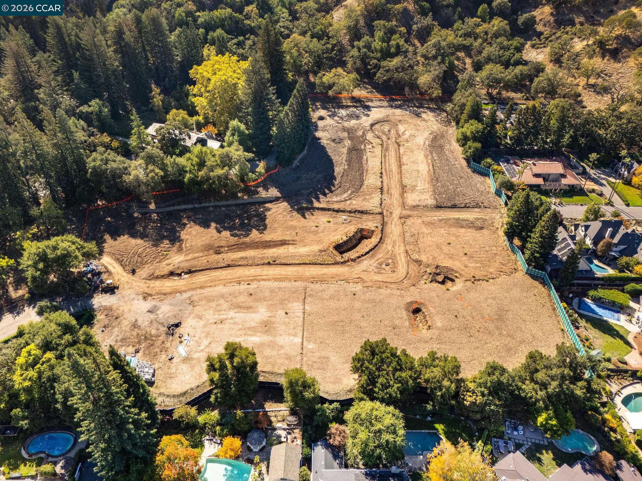 Detail Gallery Image 6 of 14 For 81 Dot Drive, Alamo,  CA 94507 - 4 Beds | 3/1 Baths