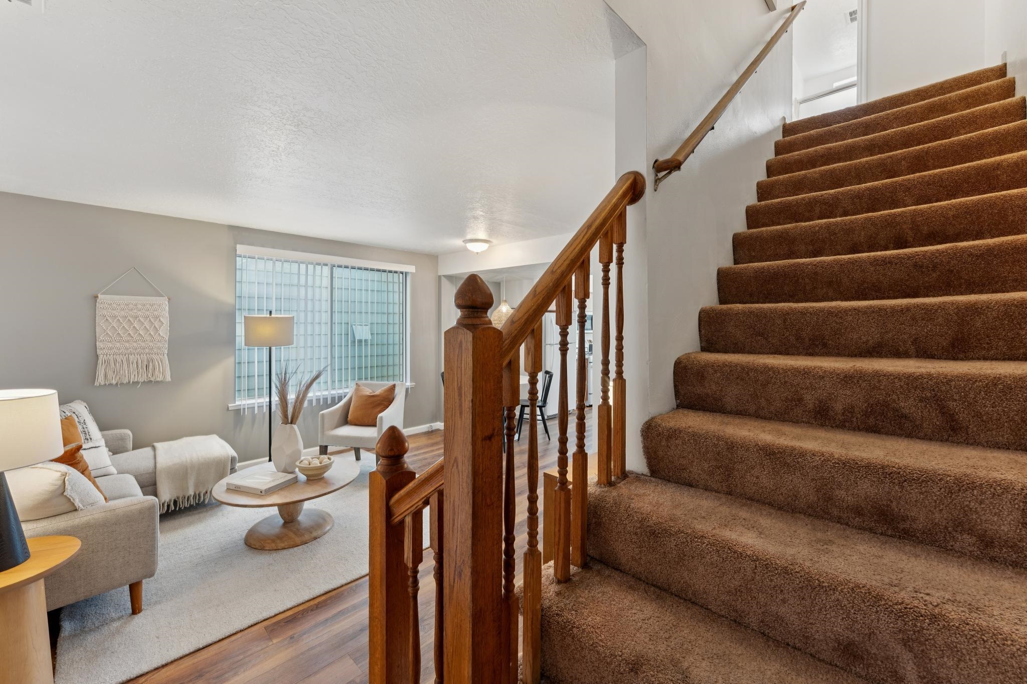 Detail Gallery Image 12 of 49 For 4706 San Pablo Dam Rd., El Sobrante,  CA 94803-3137 - 3 Beds | 1/1 Baths