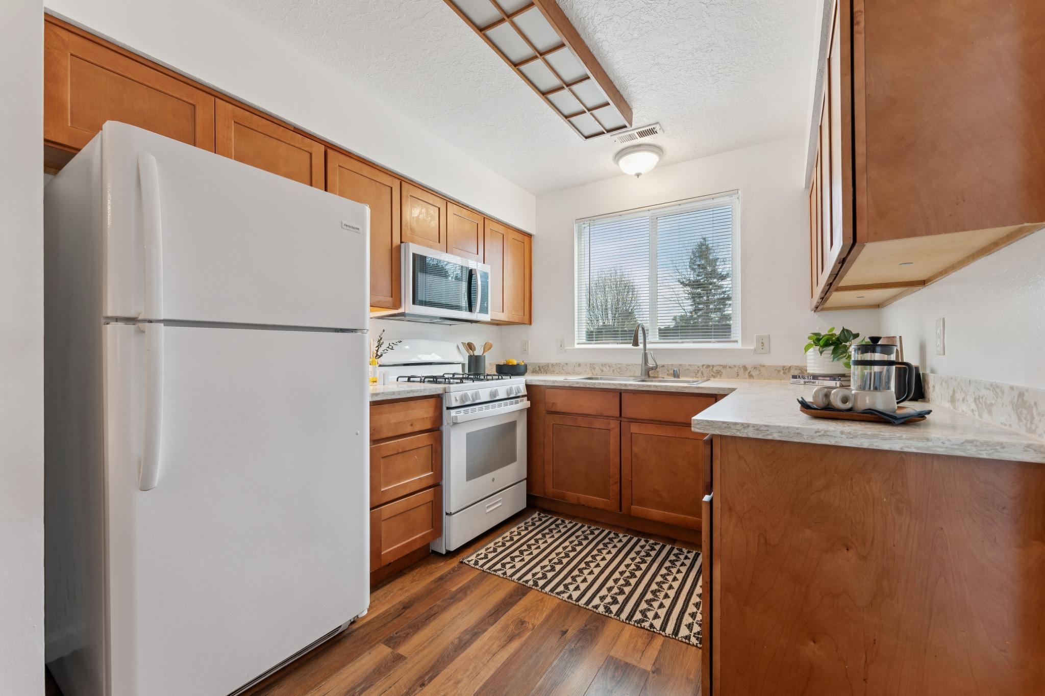 Detail Gallery Image 22 of 49 For 4706 San Pablo Dam Rd., El Sobrante,  CA 94803-3137 - 3 Beds | 1/1 Baths