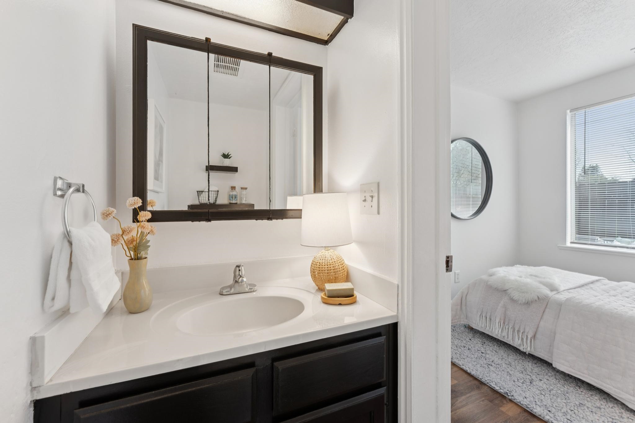 Detail Gallery Image 31 of 49 For 4706 San Pablo Dam Rd., El Sobrante,  CA 94803-3137 - 3 Beds | 1/1 Baths