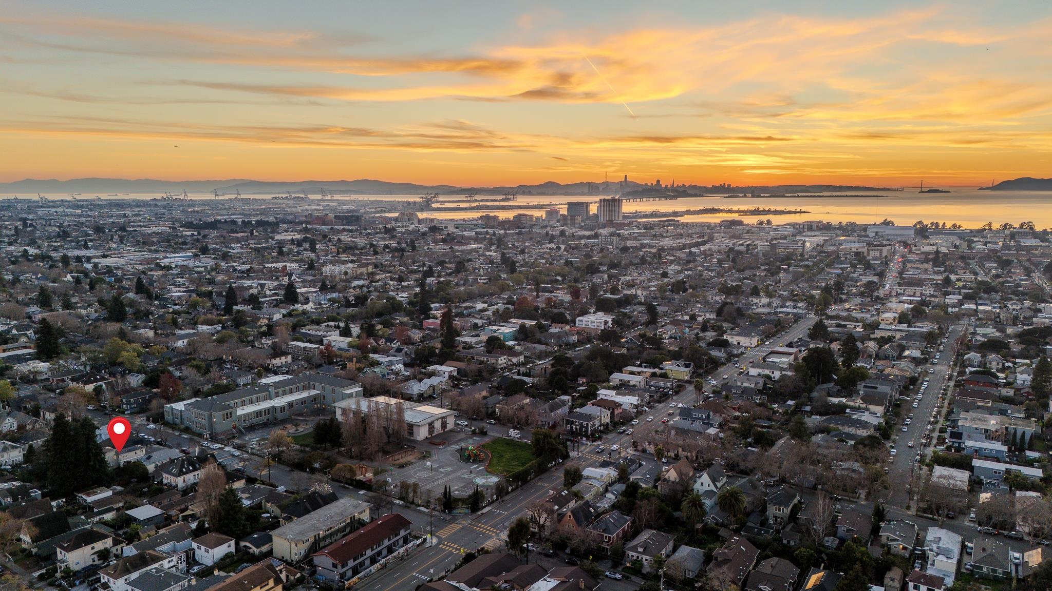 Detail Gallery Image 47 of 58 For 3033 Ellis St #B,  Berkeley,  CA 94703 - 3 Beds | 2/1 Baths
