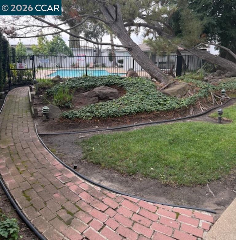 Photo #7: 41121619 Listing: Photo #7