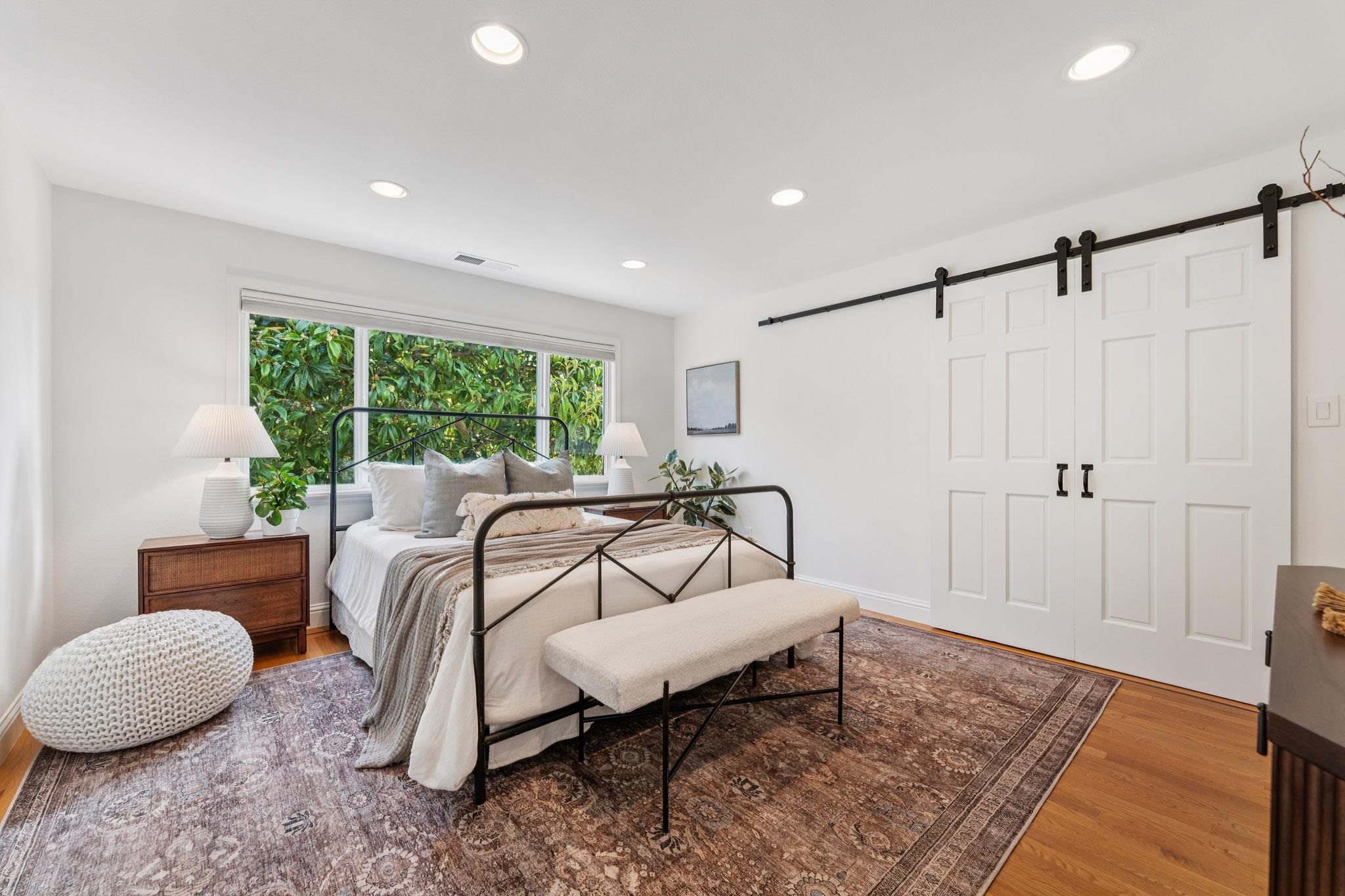 Detail Gallery Image 19 of 40 For 688 57th St, Oakland,  CA 94609 - 3 Beds | 3 Baths