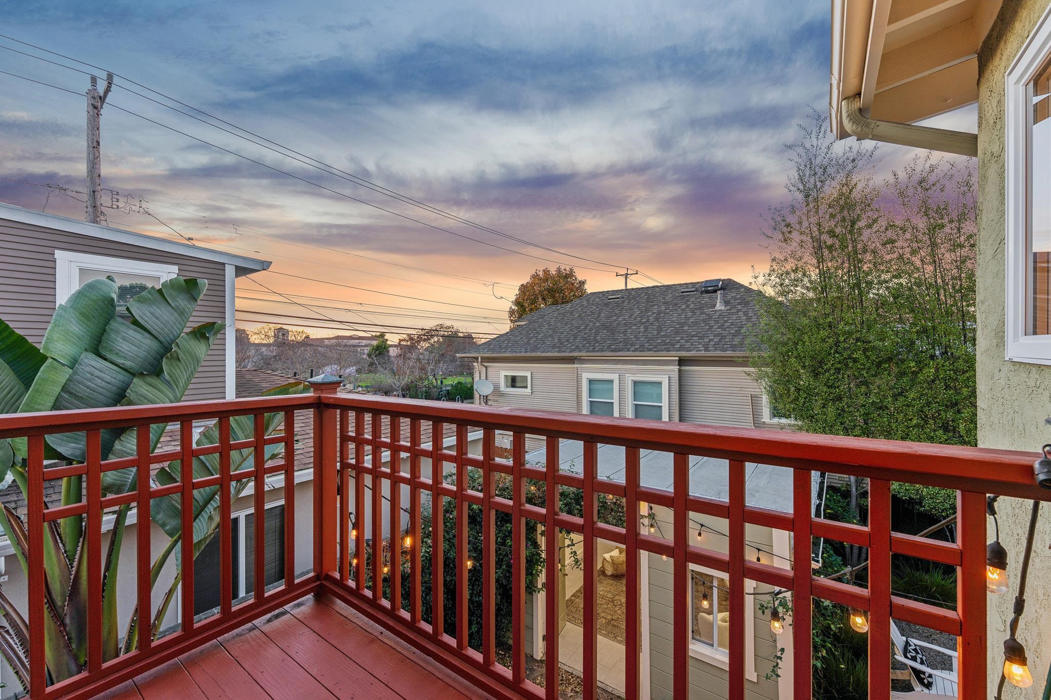 Detail Gallery Image 31 of 40 For 688 57th St, Oakland,  CA 94609 - 3 Beds | 3 Baths