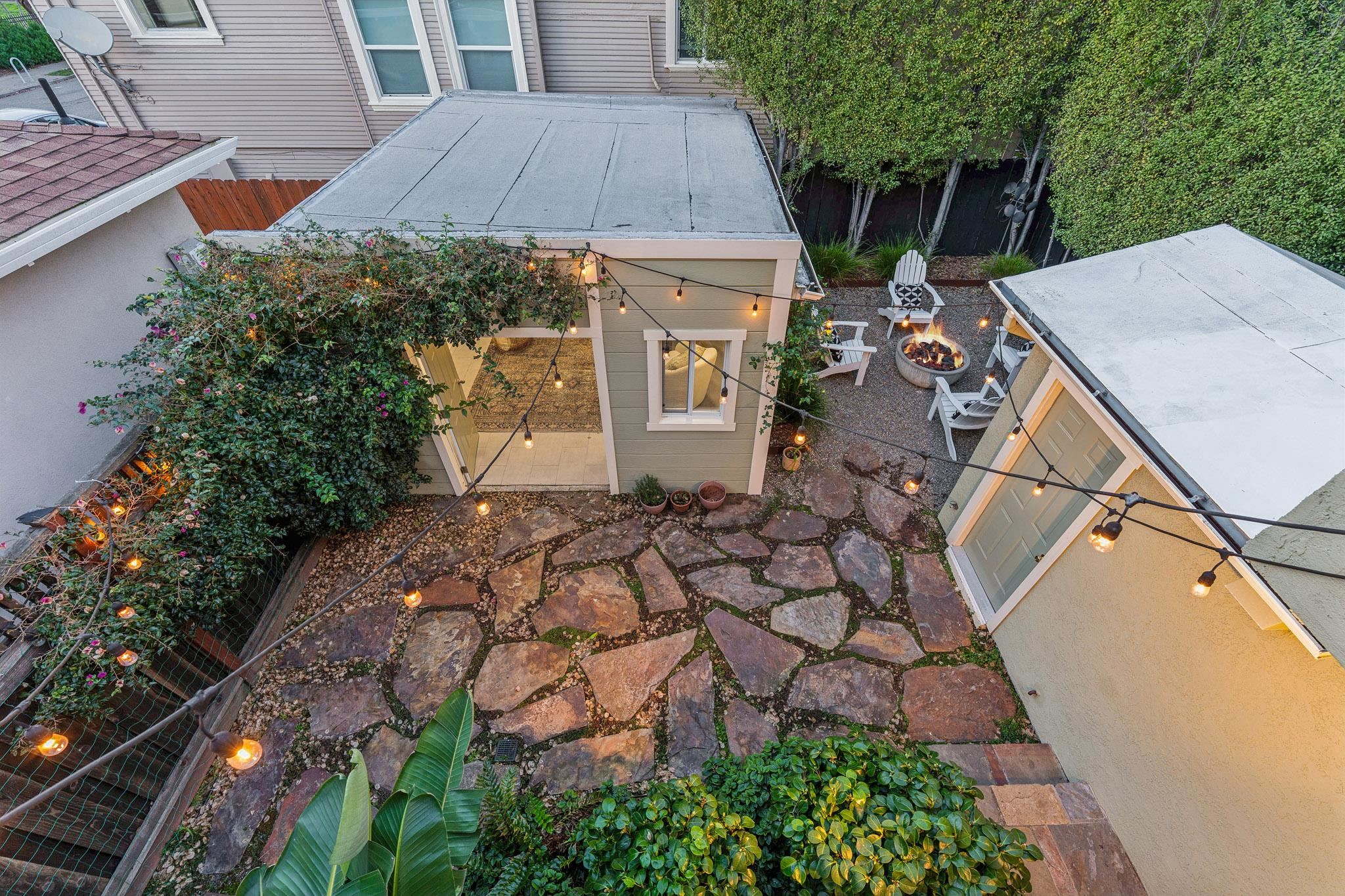 Detail Gallery Image 32 of 40 For 688 57th St, Oakland,  CA 94609 - 3 Beds | 3 Baths