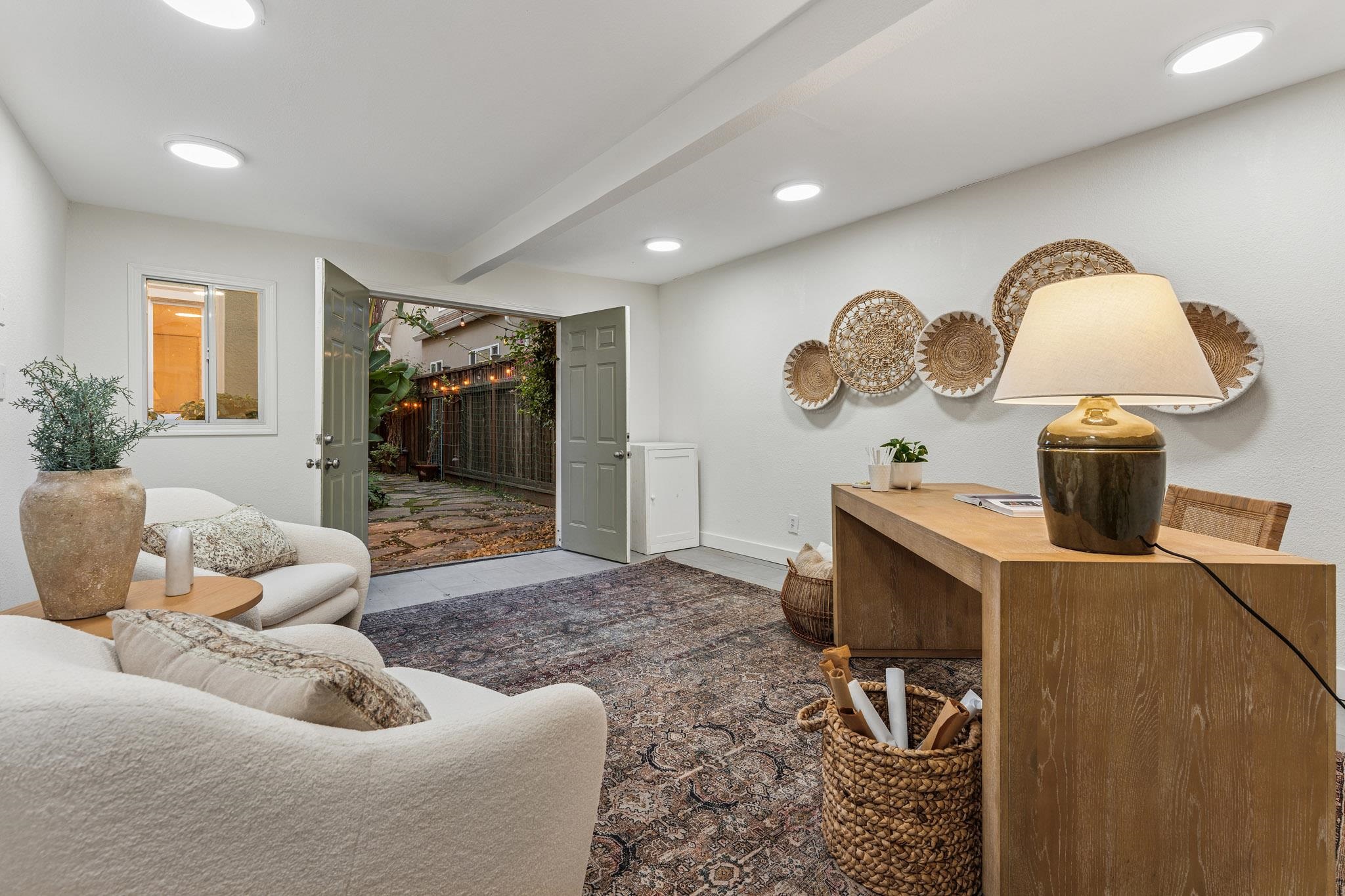 Detail Gallery Image 37 of 40 For 688 57th St, Oakland,  CA 94609 - 3 Beds | 3 Baths