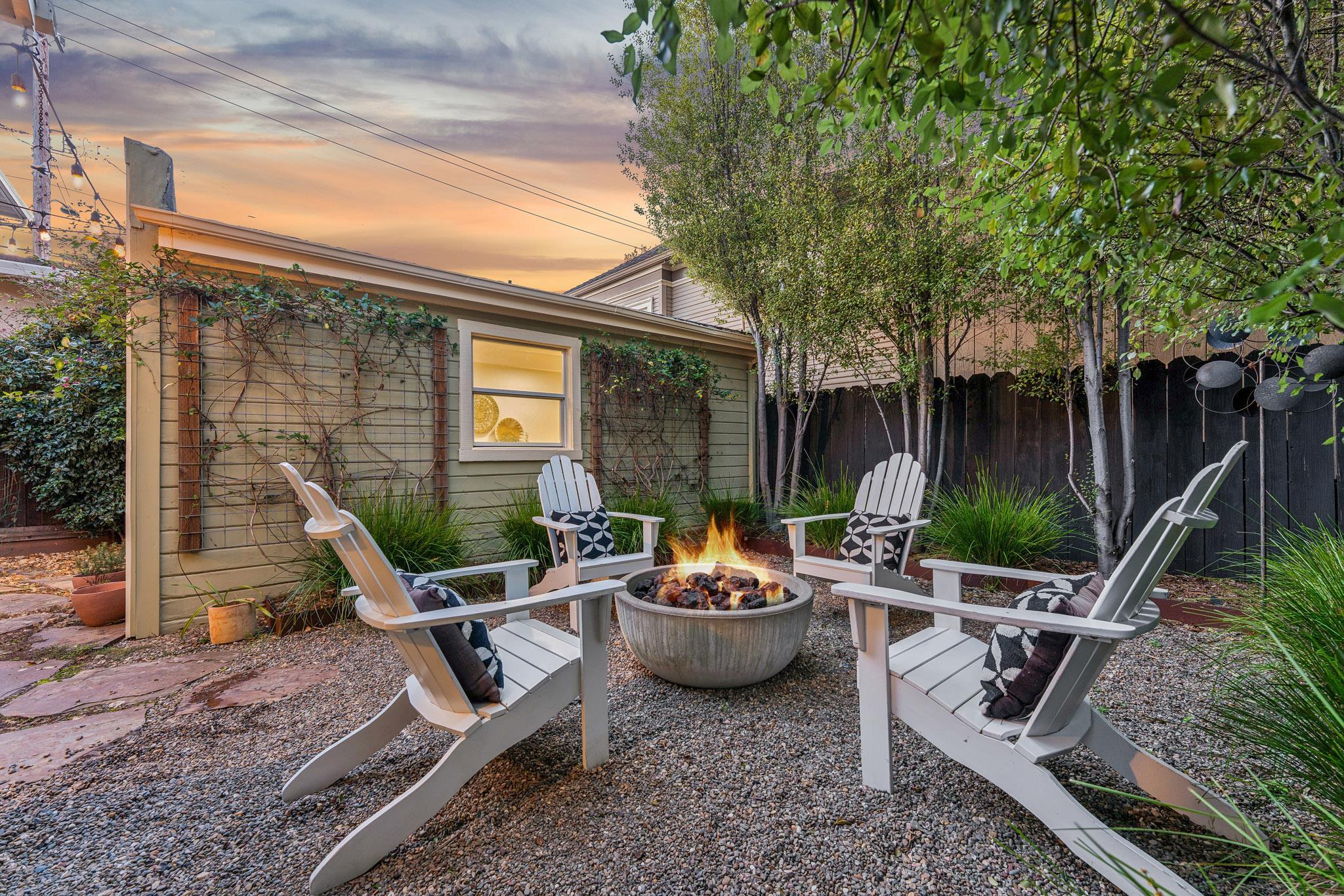 Detail Gallery Image 39 of 40 For 688 57th St, Oakland,  CA 94609 - 3 Beds | 3 Baths