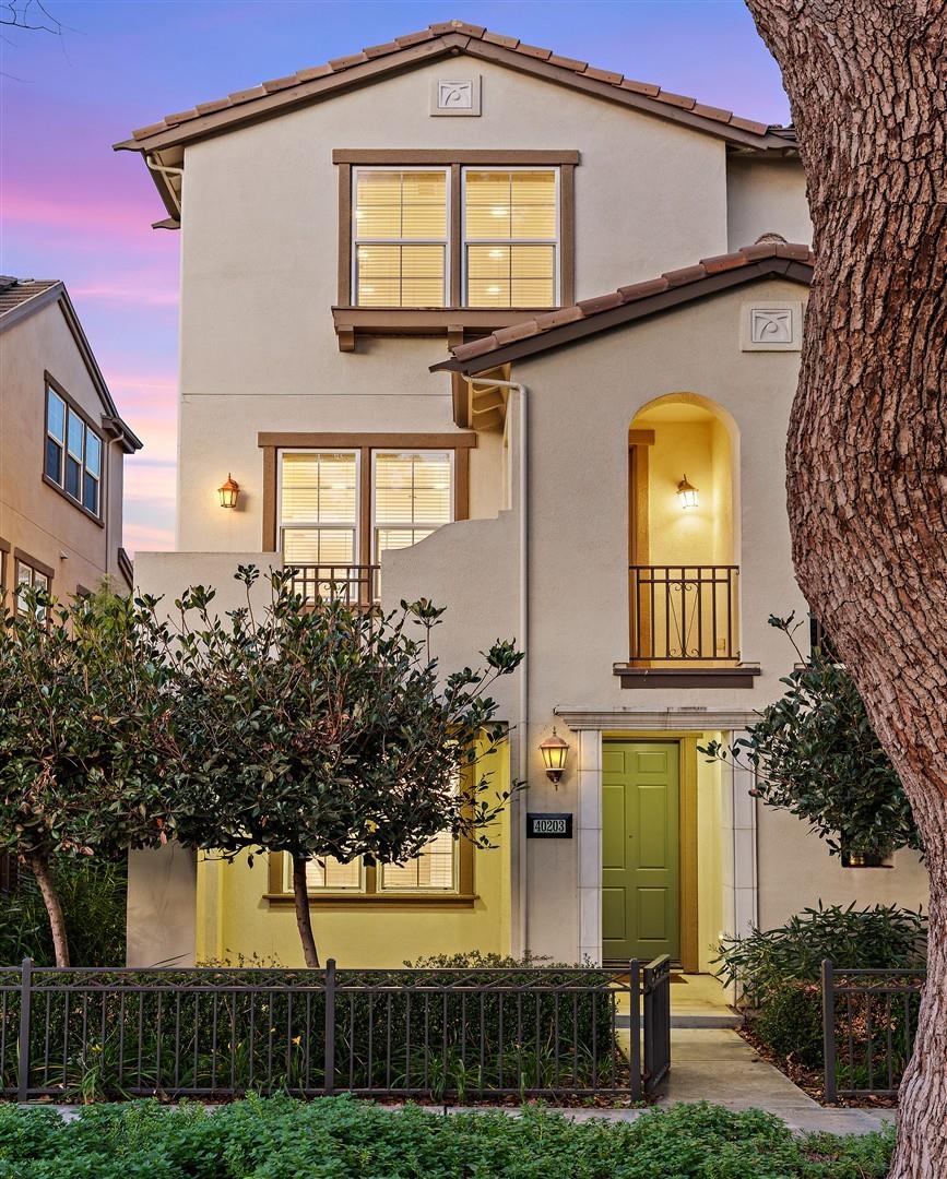 Detail Gallery Image 3 of 32 For 40203 Antigua Rose Ter, Fremont,  CA 94538 - 4 Beds | 4 Baths