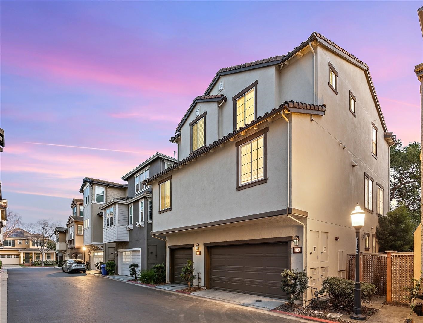 Detail Gallery Image 4 of 32 For 40203 Antigua Rose Ter, Fremont,  CA 94538 - 4 Beds | 4 Baths