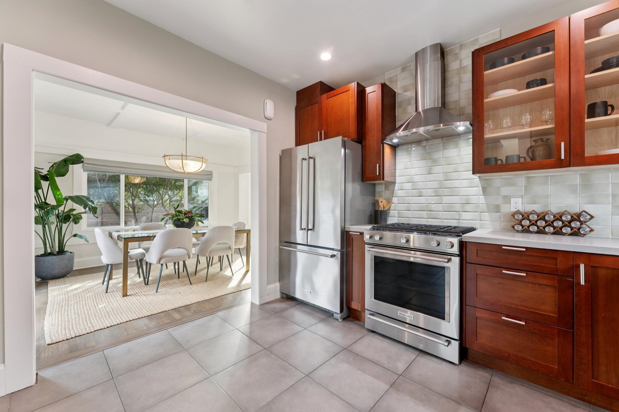 Detail Gallery Image 25 of 60 For 2435 Bonar St, Berkeley,  CA 94702 - 3 Beds | 2 Baths