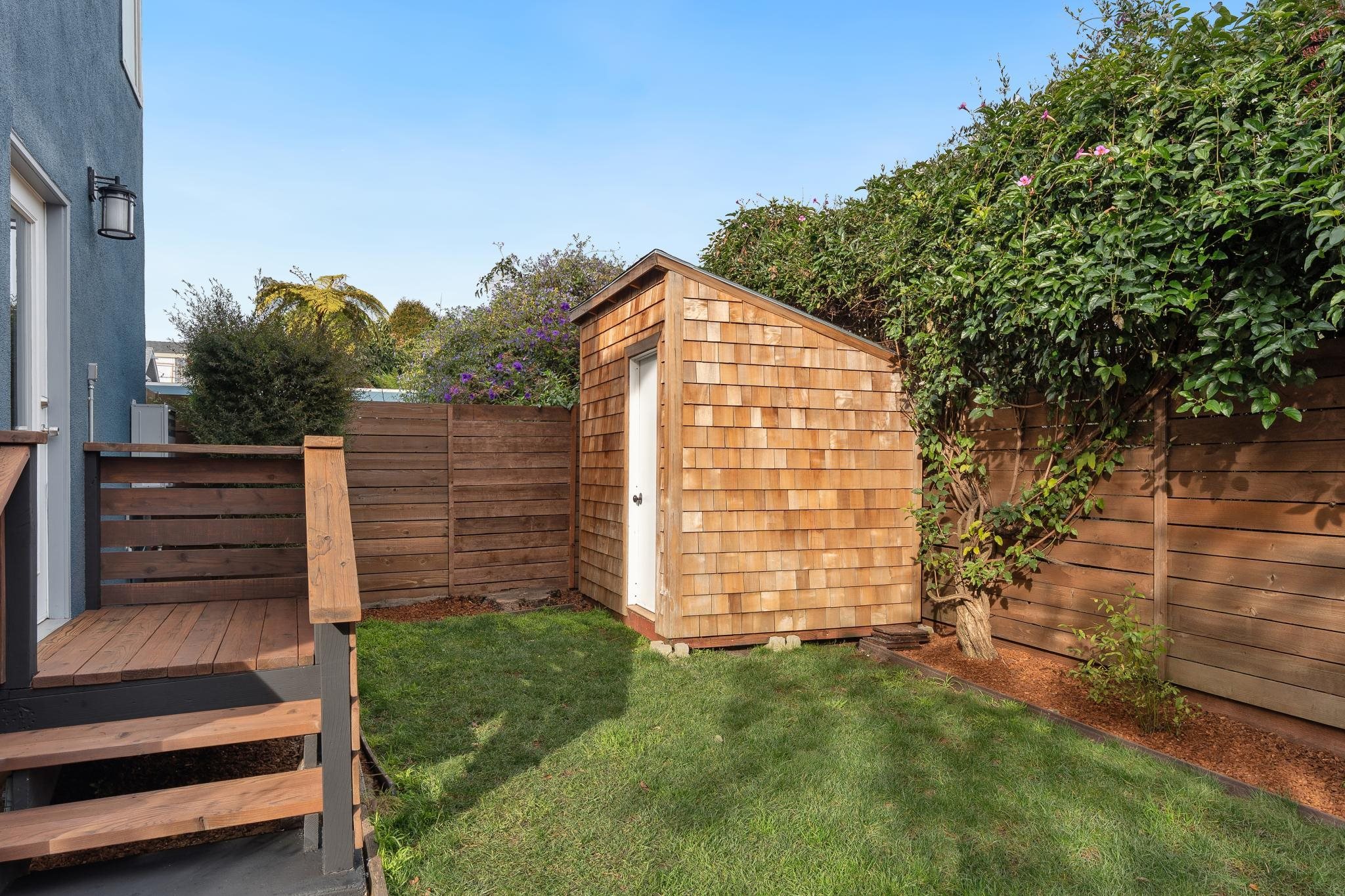 Detail Gallery Image 56 of 60 For 2435 Bonar St, Berkeley,  CA 94702 - 3 Beds | 2 Baths