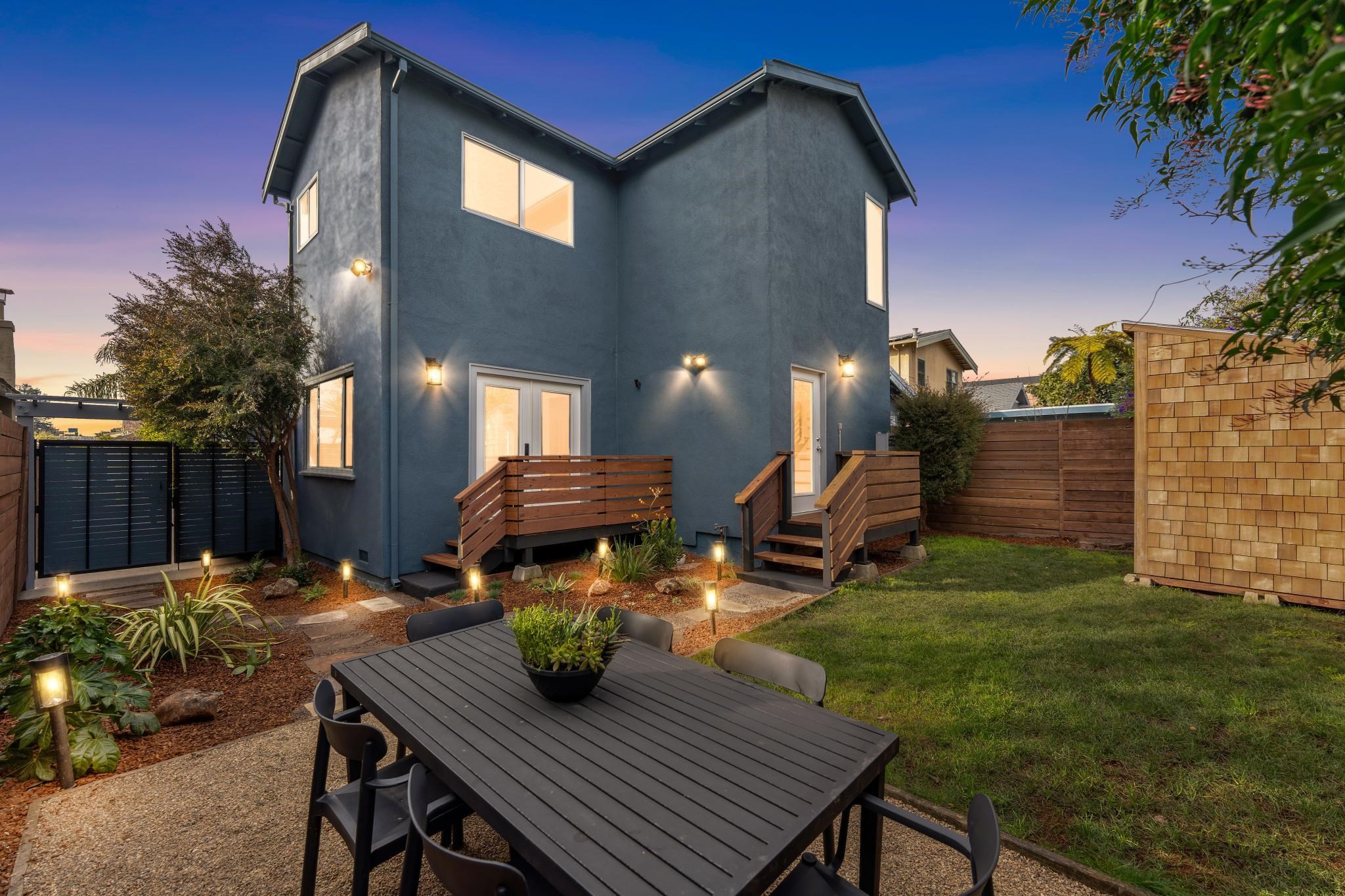Detail Gallery Image 58 of 60 For 2435 Bonar St, Berkeley,  CA 94702 - 3 Beds | 2 Baths
