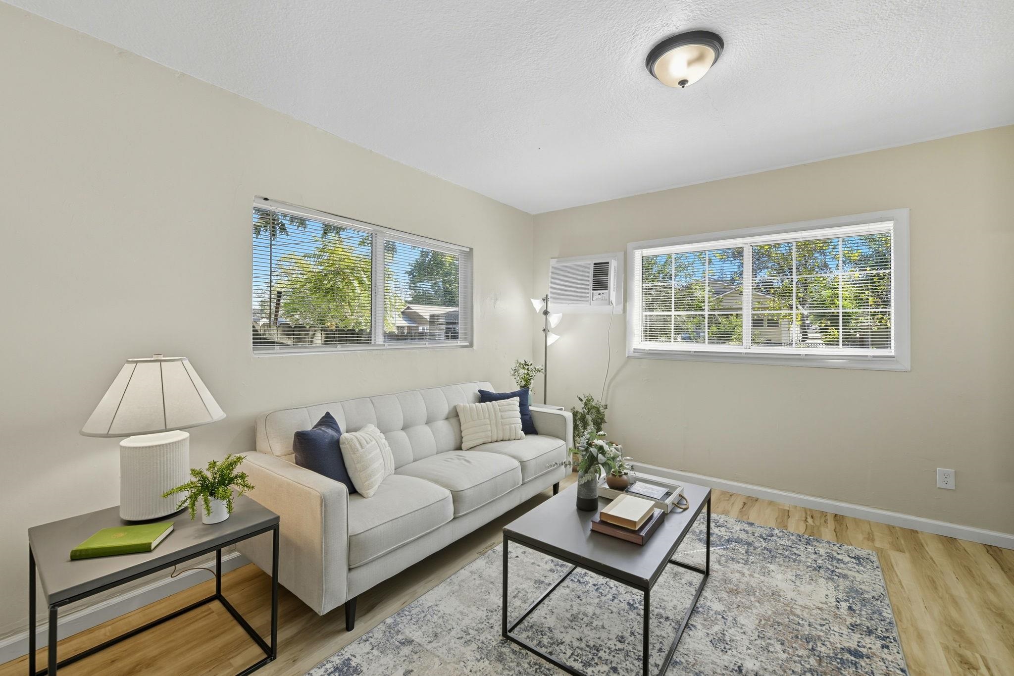 Detail Gallery Image 8 of 27 For 1113 Rivera Dr, Sacramento,  CA 95838 - 2 Beds | 1 Baths