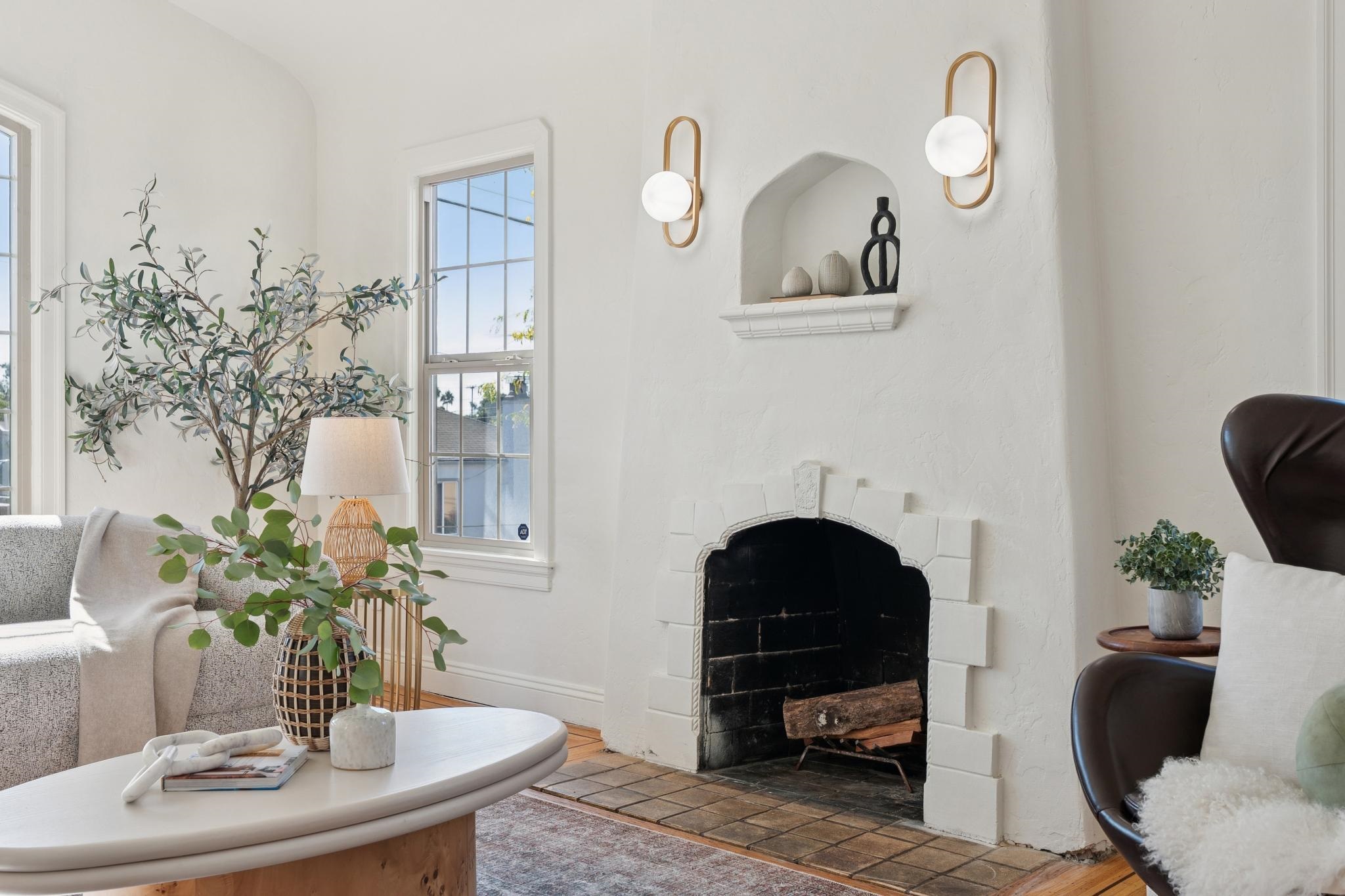 Detail Gallery Image 6 of 44 For 2521 80th Ave, Oakland,  CA 94605 - 3 Beds | 1/1 Baths