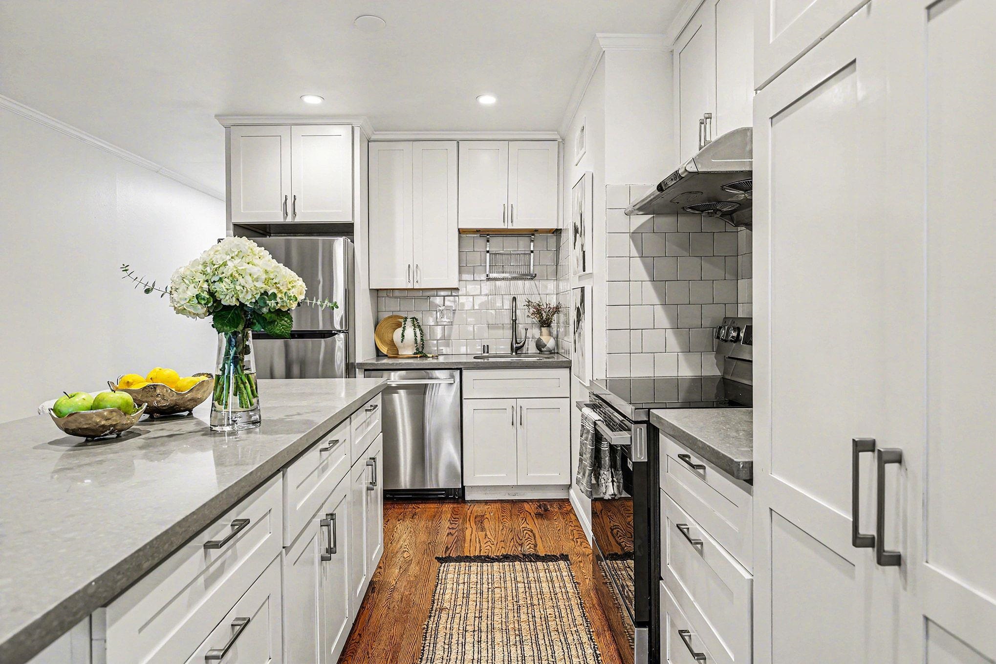 Detail Gallery Image 7 of 15 For 471 23rd Ave #6,  San Francisco,  CA 94121 - 2 Beds | 1 Baths