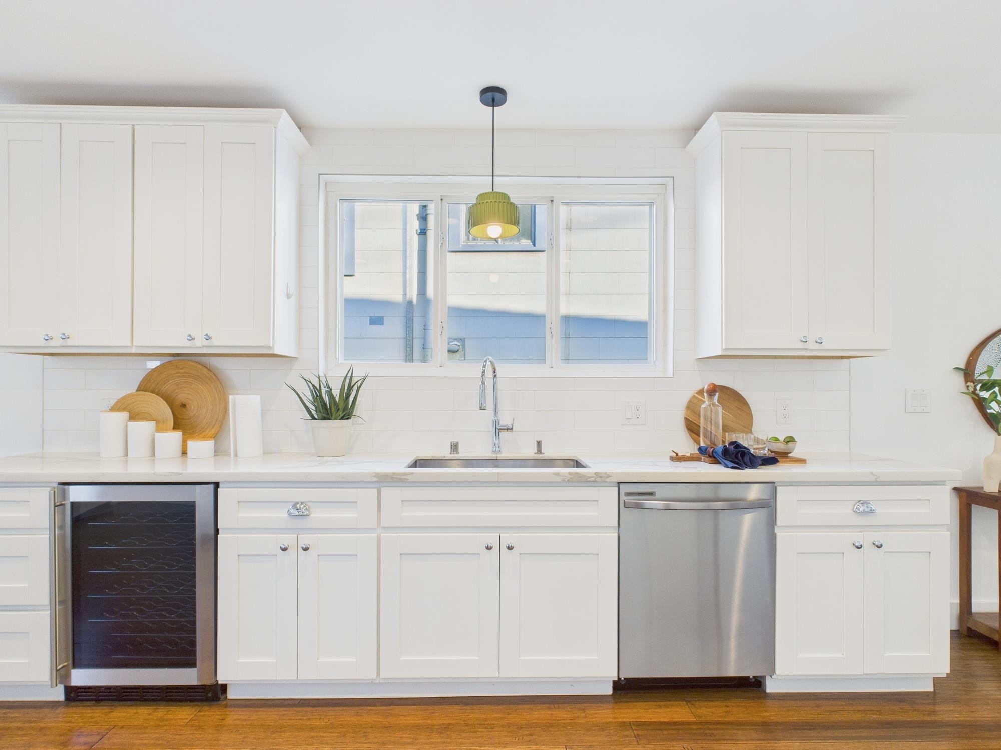 Detail Gallery Image 13 of 51 For 680 42nd St, Oakland,  CA 94609 - 5 Beds | 3 Baths