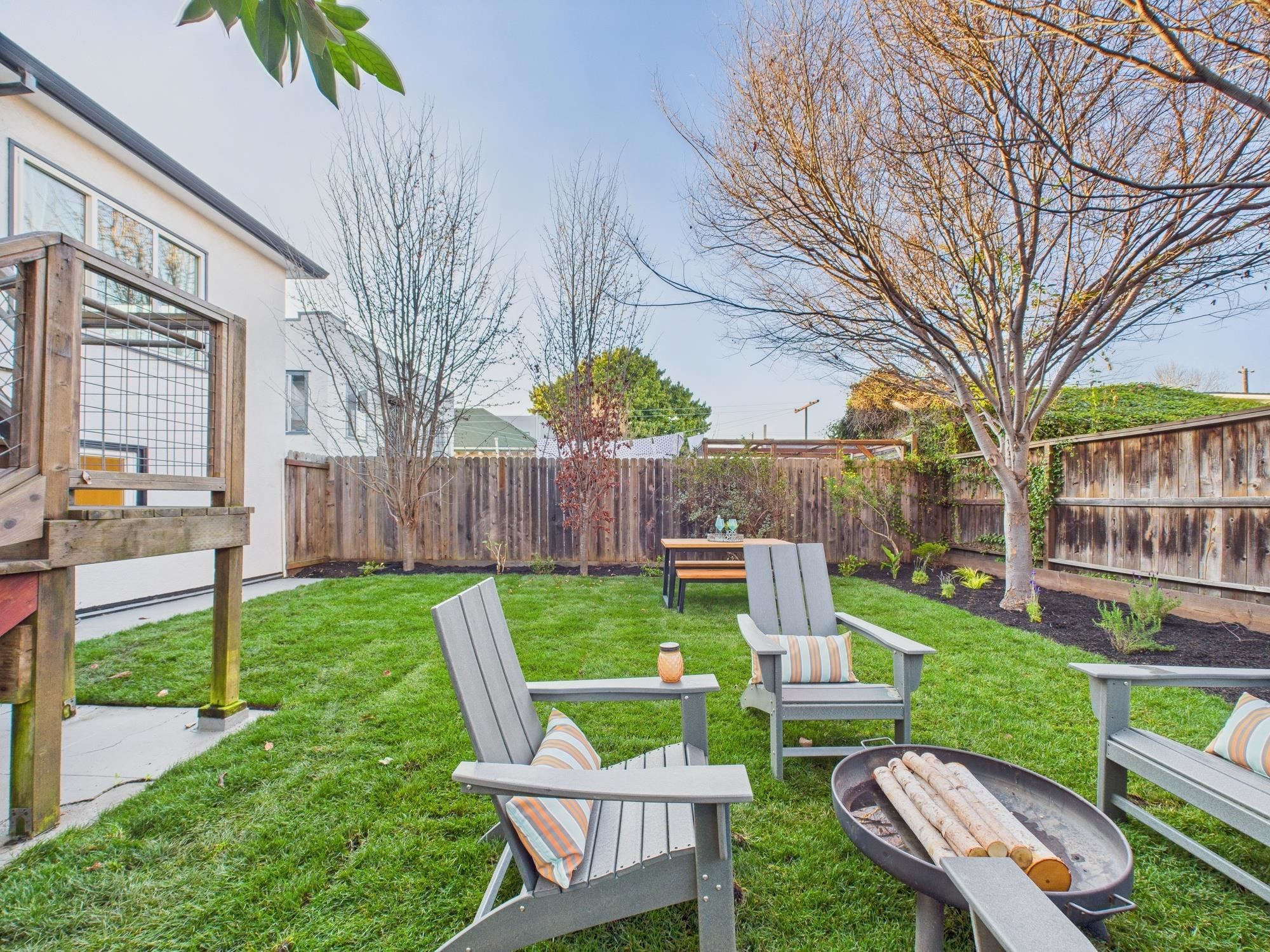 Detail Gallery Image 20 of 51 For 680 42nd St, Oakland,  CA 94609 - 5 Beds | 3 Baths