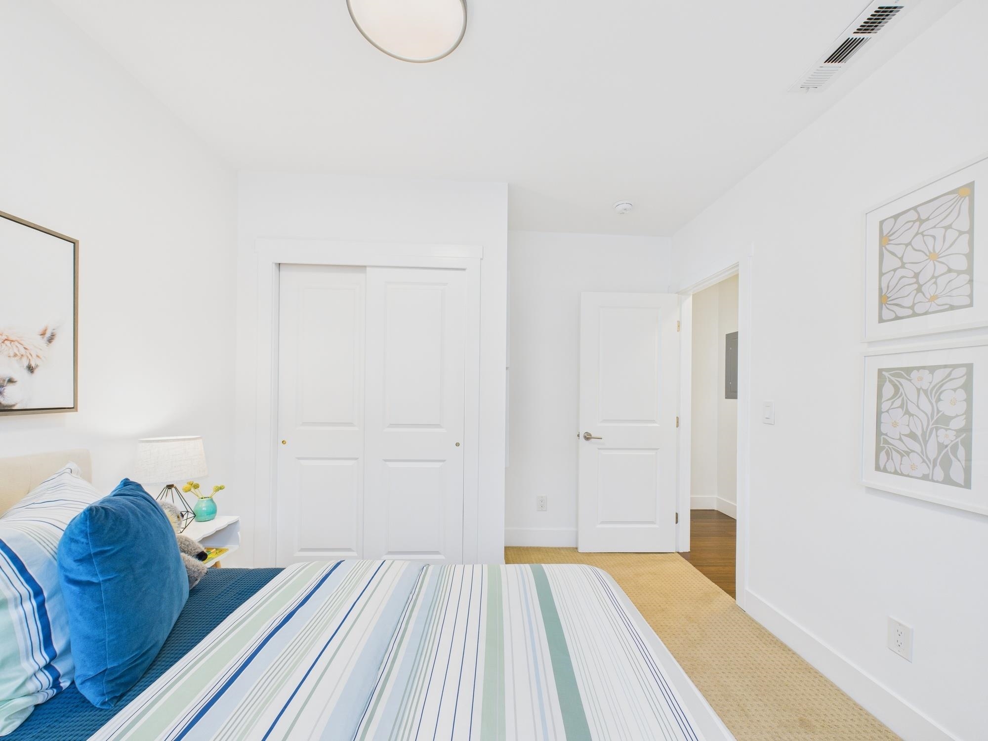 Detail Gallery Image 29 of 51 For 680 42nd St, Oakland,  CA 94609 - 5 Beds | 3 Baths