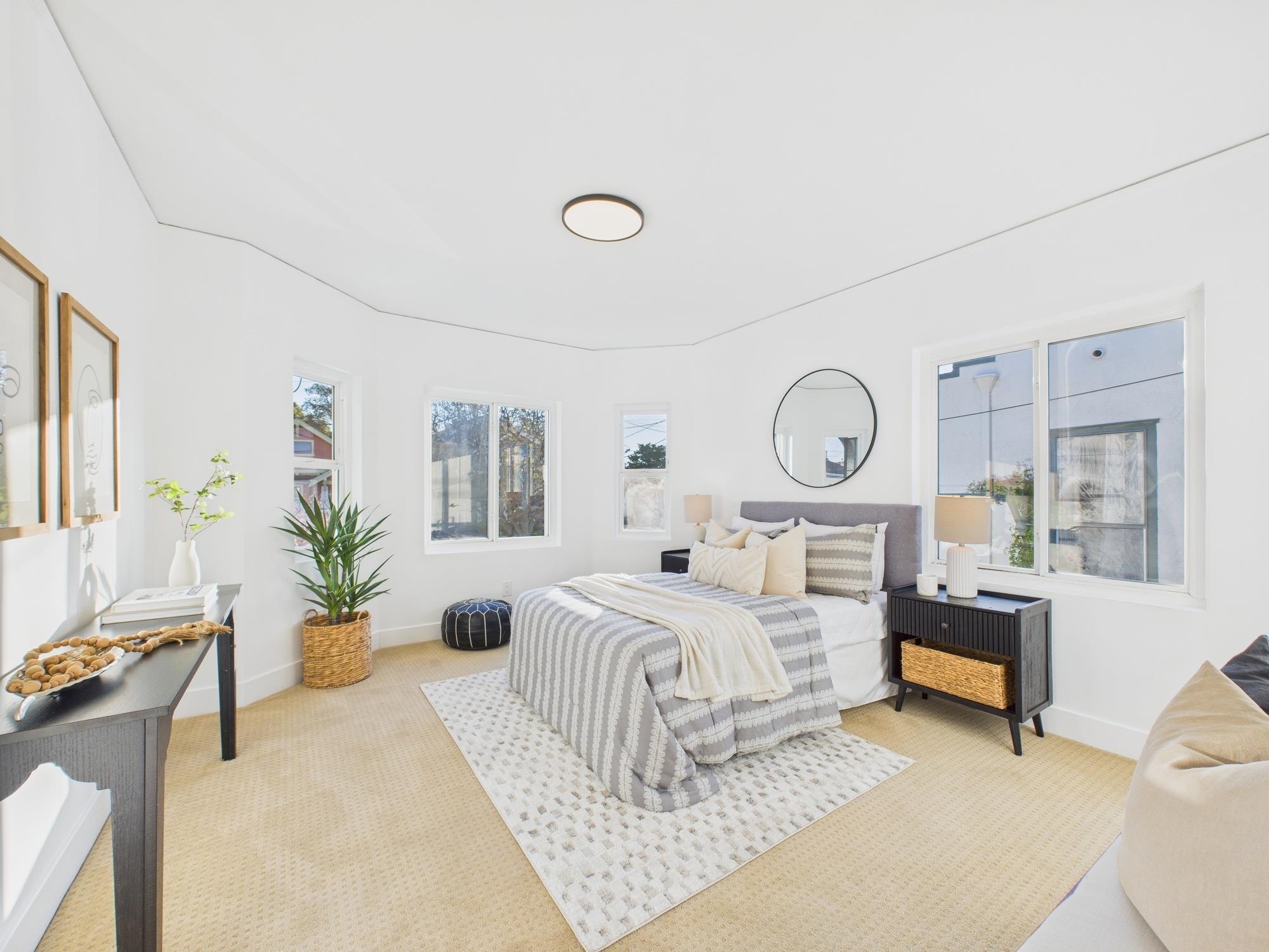 Detail Gallery Image 31 of 51 For 680 42nd St, Oakland,  CA 94609 - 5 Beds | 3 Baths