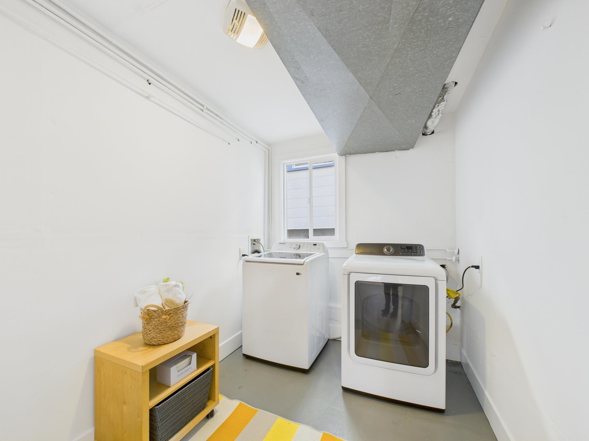 Detail Gallery Image 36 of 51 For 680 42nd St, Oakland,  CA 94609 - 5 Beds | 3 Baths