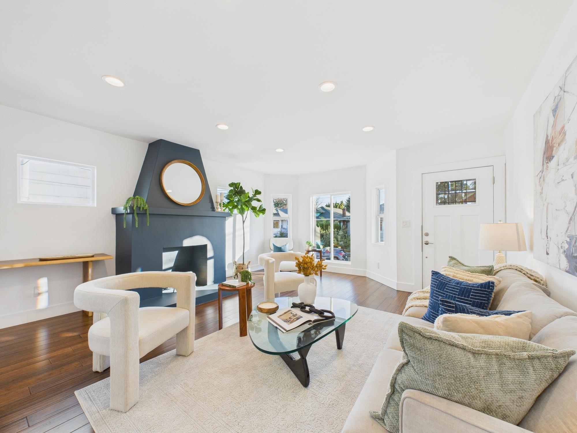 Detail Gallery Image 6 of 51 For 680 42nd St, Oakland,  CA 94609 - 5 Beds | 3 Baths