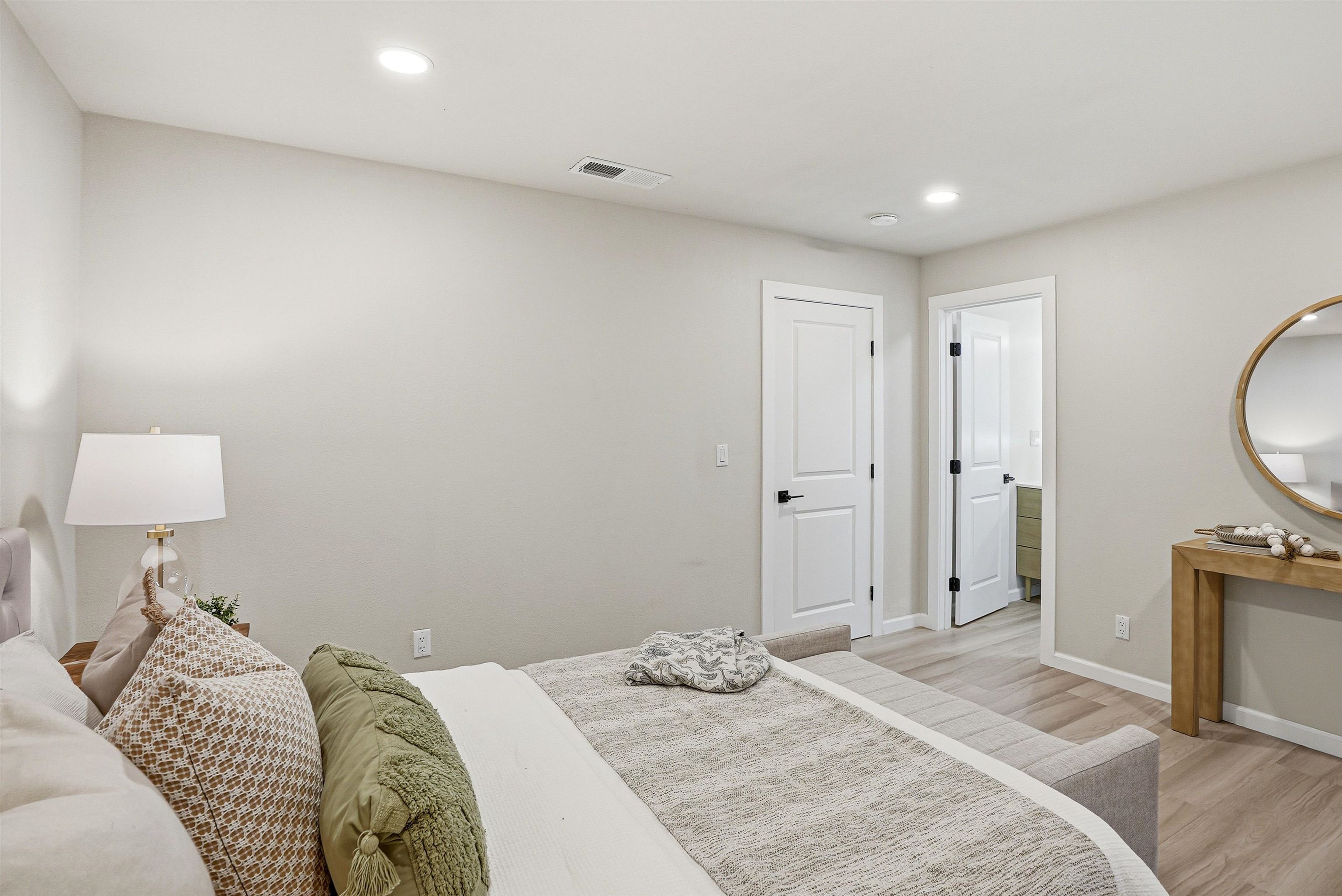 Detail Gallery Image 14 of 32 For 112 Martin Ave, Livermore,  CA 94551 - 3 Beds | 3 Baths