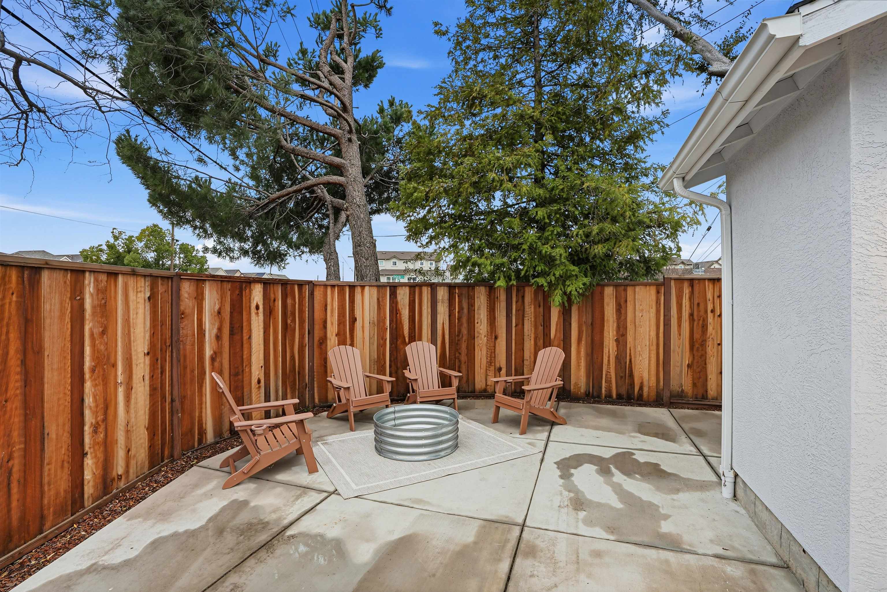 Detail Gallery Image 25 of 32 For 112 Martin Ave, Livermore,  CA 94551 - 3 Beds | 3 Baths