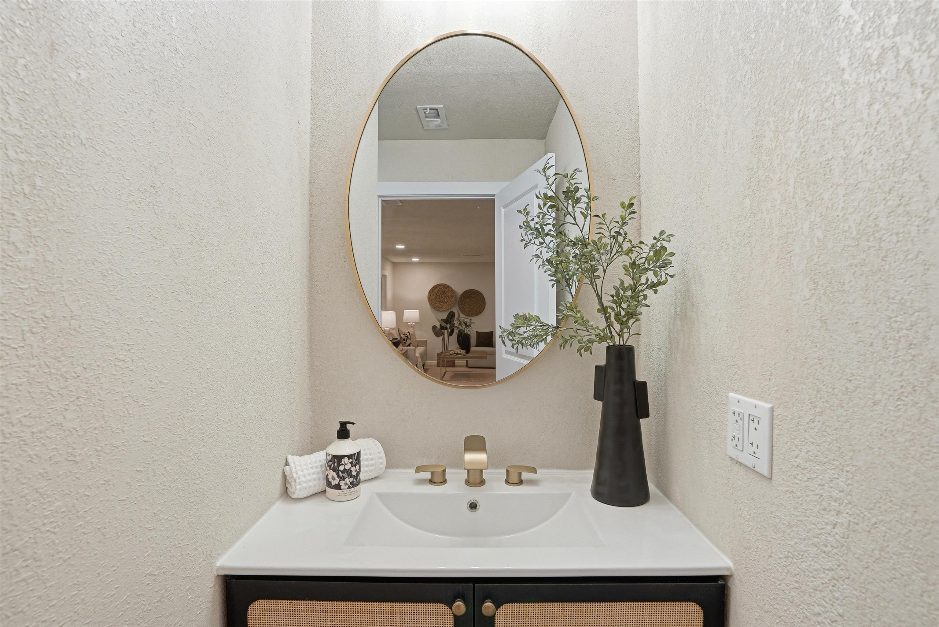 Detail Gallery Image 10 of 32 For 112 Martin Ave, Livermore,  CA 94551 - 3 Beds | 3 Baths