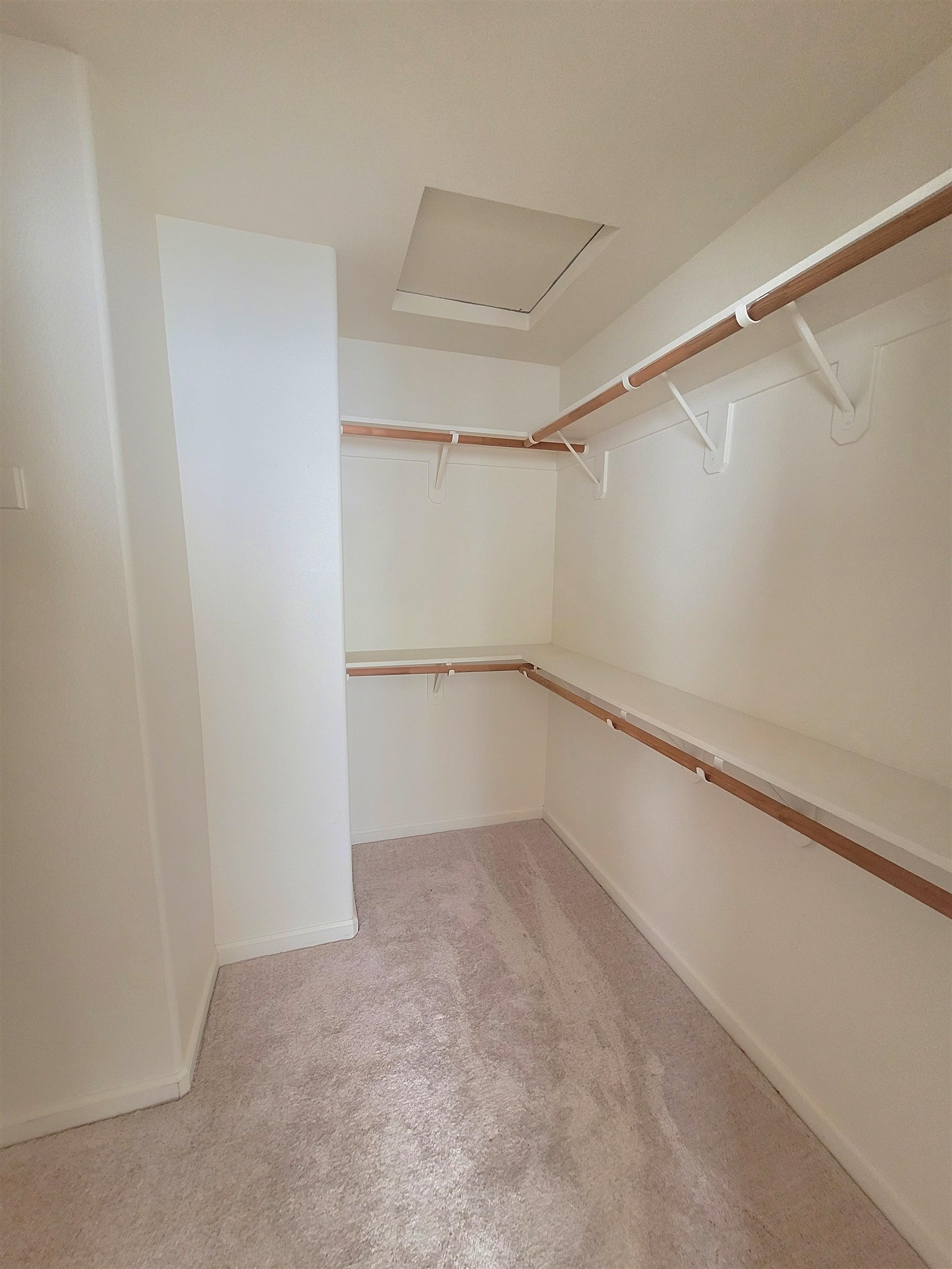 Detail Gallery Image 14 of 23 For 4224 Pinehurst Cir, Stockton,  CA 95219 - 3 Beds | 3 Baths