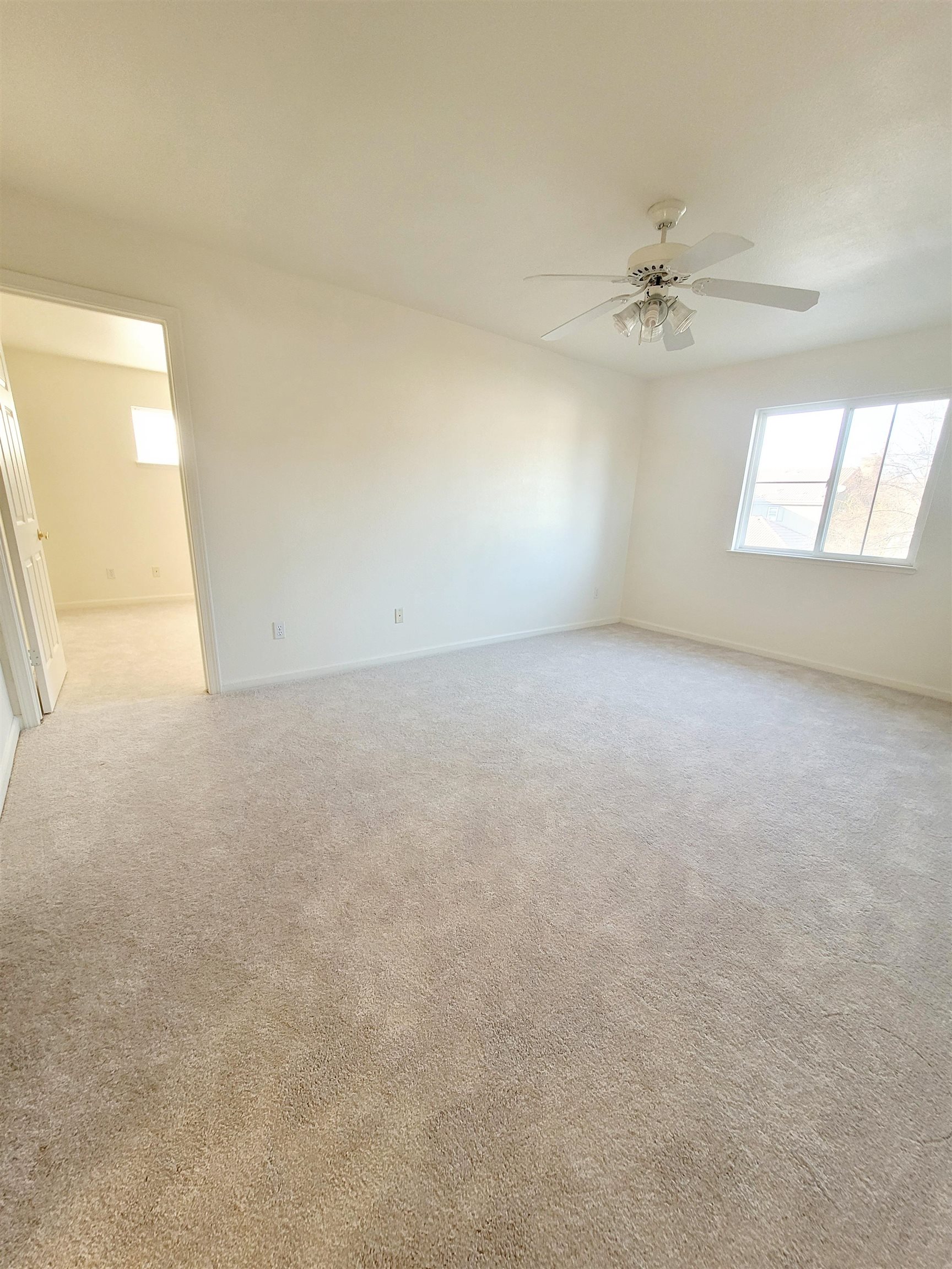 Detail Gallery Image 15 of 23 For 4224 Pinehurst Cir, Stockton,  CA 95219 - 3 Beds | 3 Baths