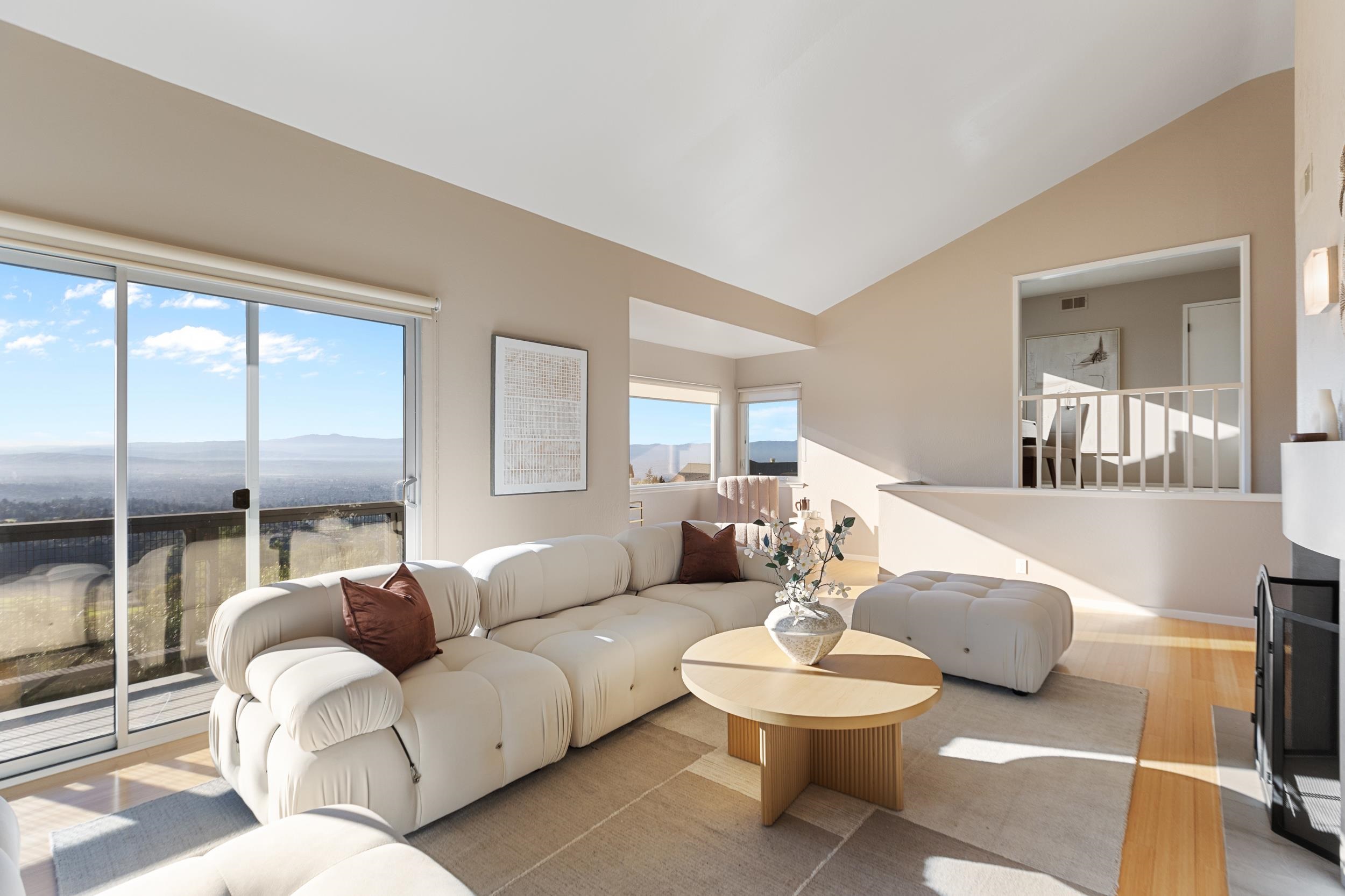 Detail Gallery Image 14 of 59 For 3964 Perie Ln, San Jose,  CA 95132-3226 - 4 Beds | 3 Baths