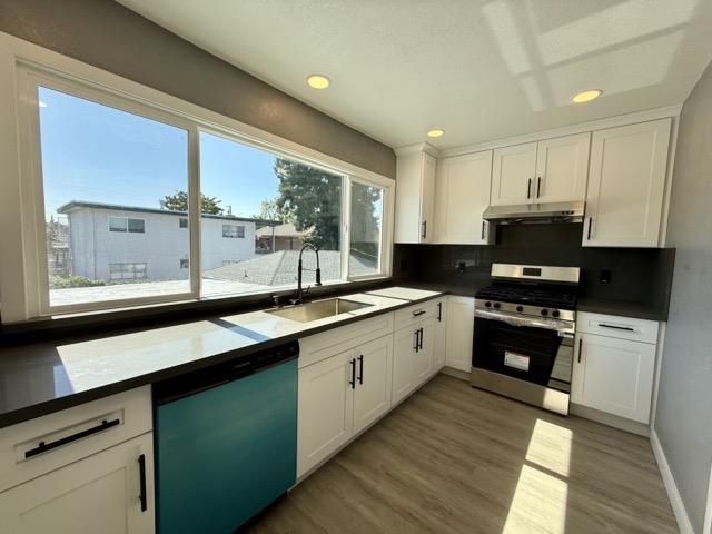 Detail Gallery Image 8 of 18 For 2706 Short St, Oakland,  CA 94619 - 2 Beds | 2 Baths