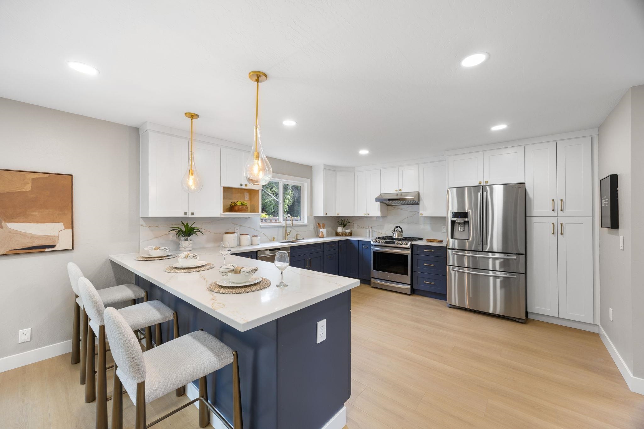 Detail Gallery Image 12 of 45 For 1308 N Hillview Dr, Milpitas,  CA 95035 - 4 Beds | 2/1 Baths