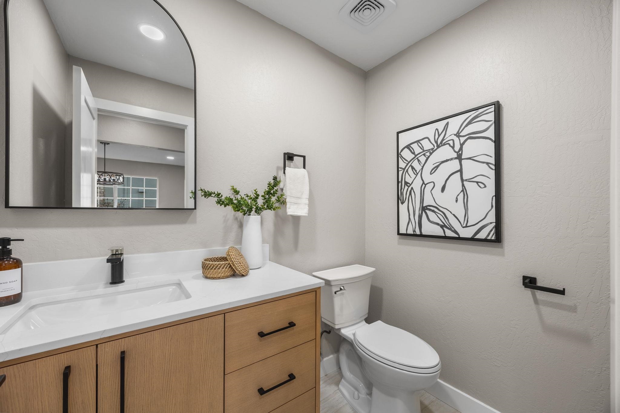 Detail Gallery Image 17 of 45 For 1308 N Hillview Dr, Milpitas,  CA 95035 - 4 Beds | 2/1 Baths