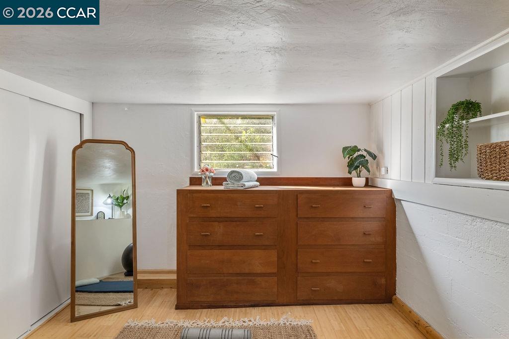 Detail Gallery Image 23 of 39 For 7308 Altura Pl, Oakland,  CA 94605 - 3 Beds | 1 Baths