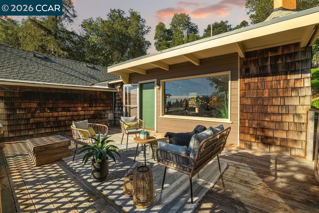 Detail Gallery Image 27 of 39 For 7308 Altura Pl, Oakland,  CA 94605 - 3 Beds | 1 Baths