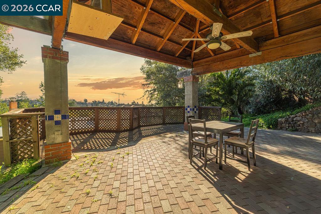 Detail Gallery Image 34 of 39 For 7308 Altura Pl, Oakland,  CA 94605 - 3 Beds | 1 Baths