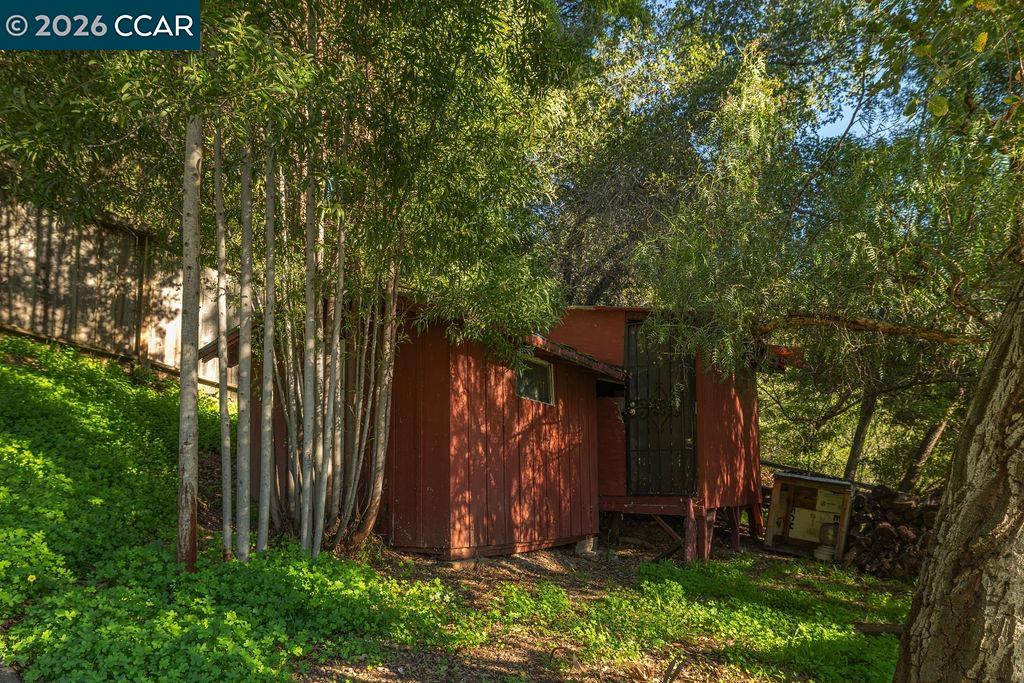 Detail Gallery Image 35 of 39 For 7308 Altura Pl, Oakland,  CA 94605 - 3 Beds | 1 Baths