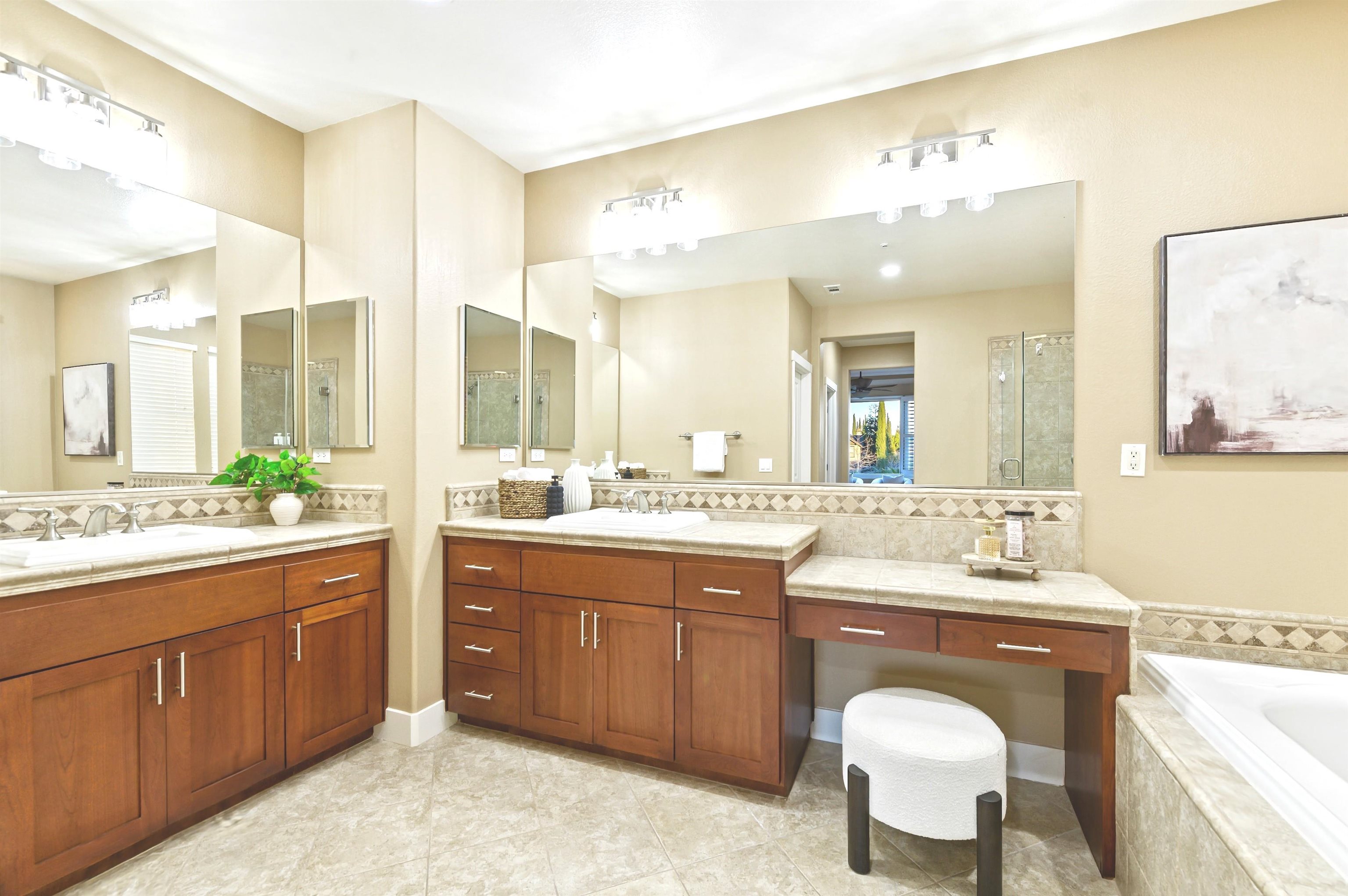 Detail Gallery Image 24 of 46 For 2535 Kellogg Loop, Livermore,  CA 94550 - 5 Beds | 4 Baths