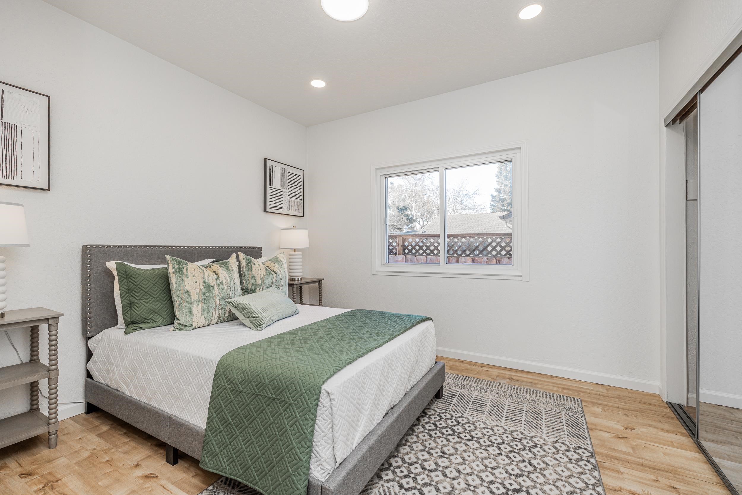 Detail Gallery Image 20 of 39 For 1900 Chestnut Street, Santa Clara,  CA 95054-1736 - 4 Beds | 3 Baths